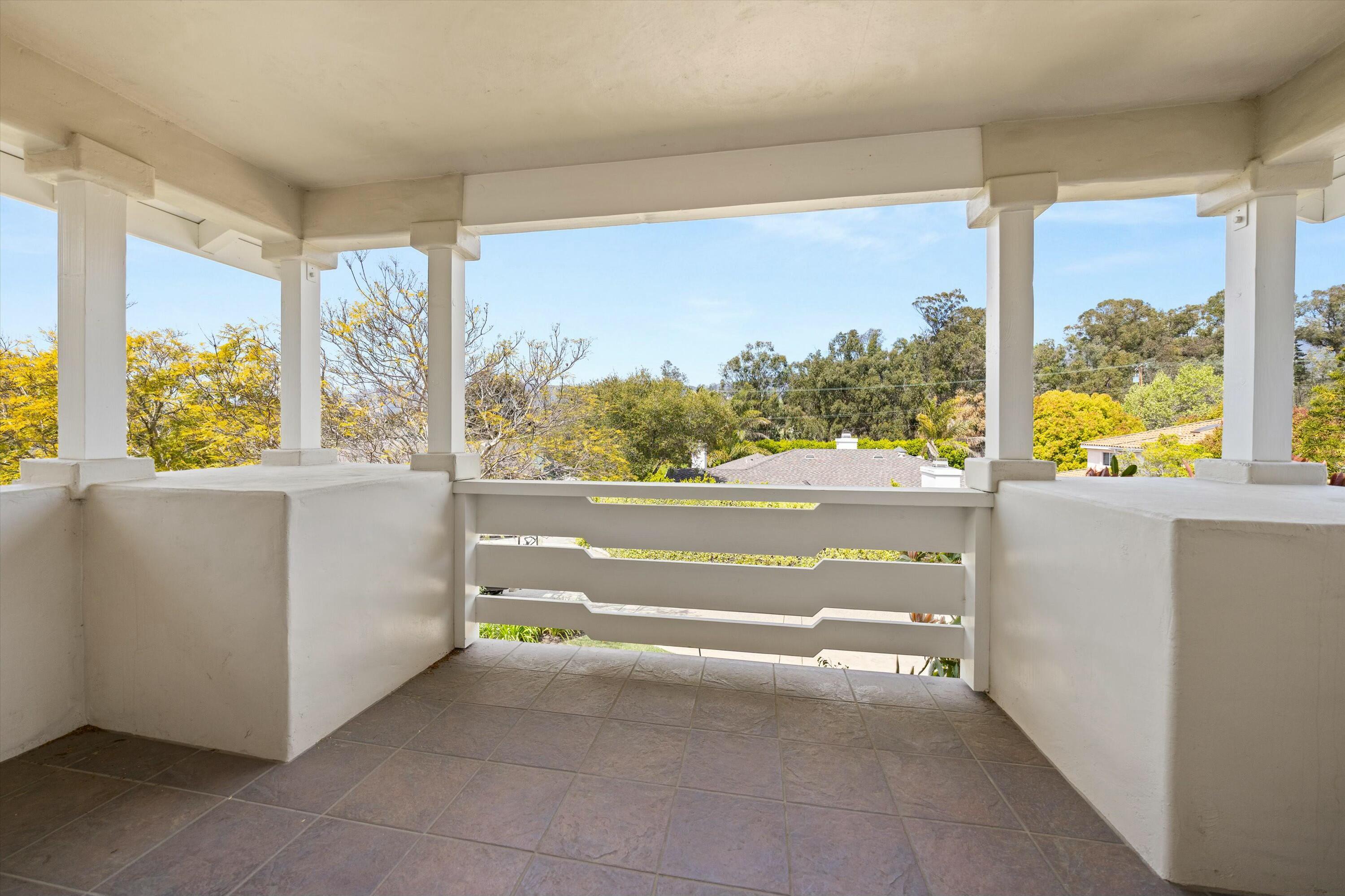 Santa Barbara, California 93110, United States, 4 Bedrooms Bedrooms, ,3 BathroomsBathrooms,Residential,Active,100474