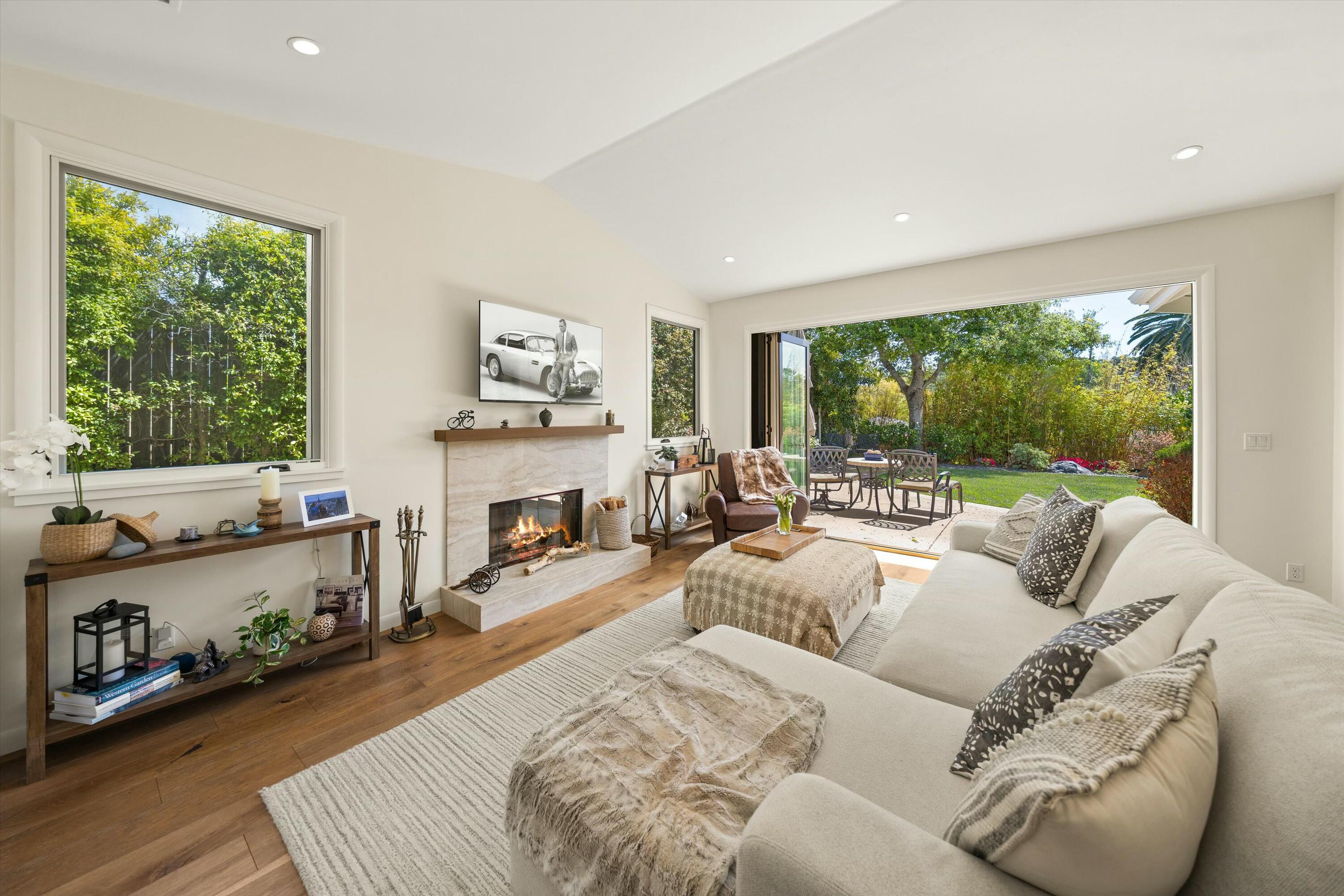 Santa Barbara, California 93110, United States, 4 Bedrooms Bedrooms, ,3 BathroomsBathrooms,Residential,Active,100474