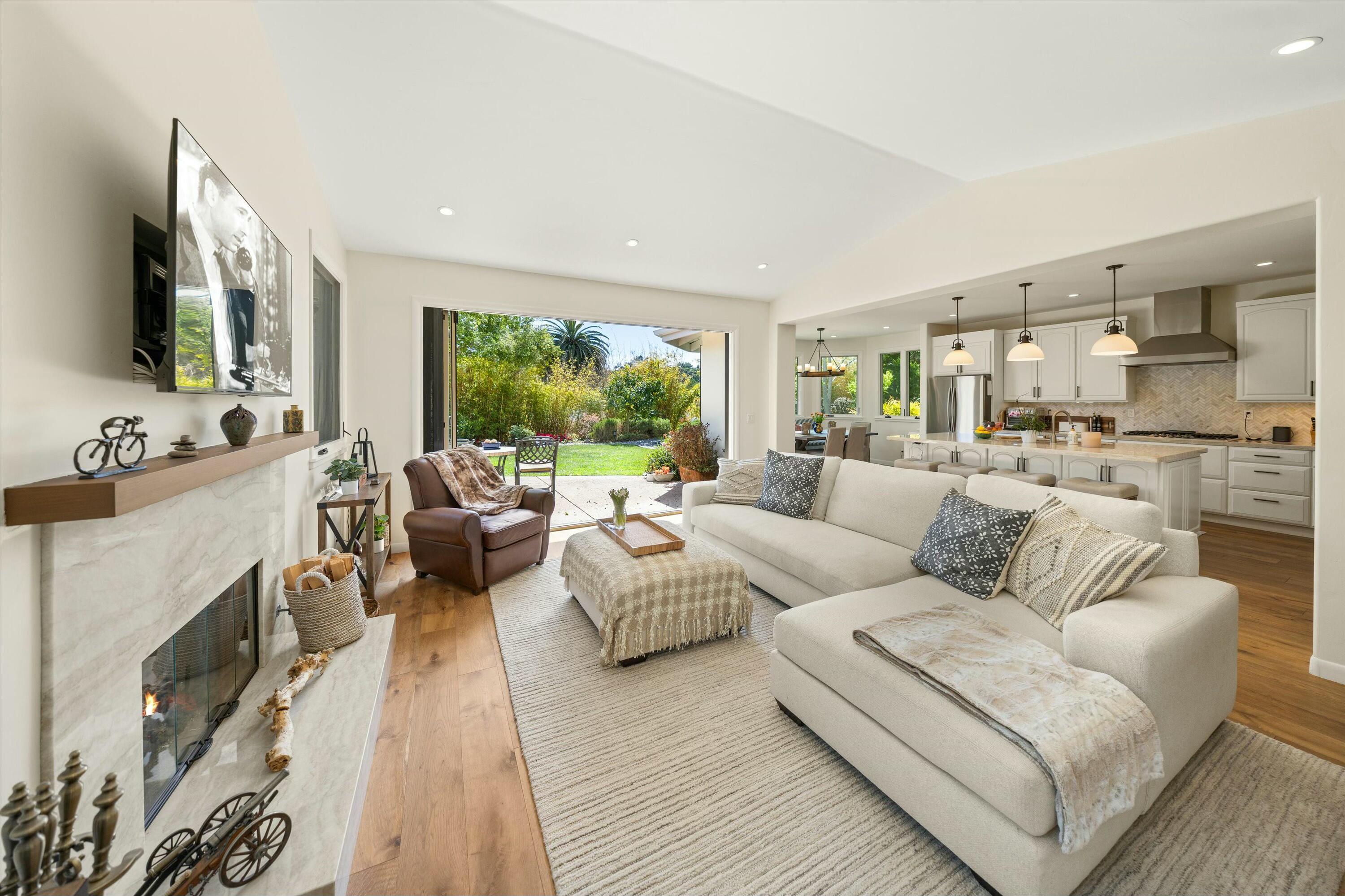 Santa Barbara, California 93110, United States, 4 Bedrooms Bedrooms, ,3 BathroomsBathrooms,Residential,Active,100474