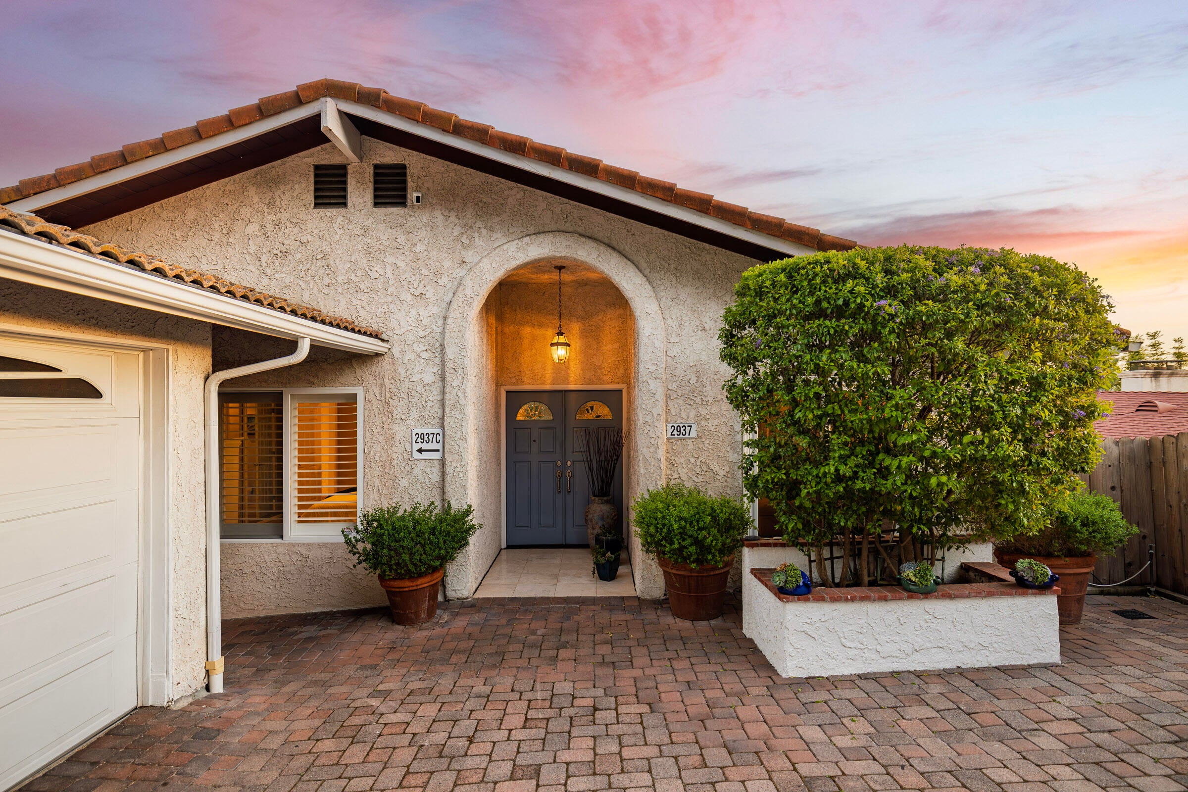 2937 Glen Albyn Drive
