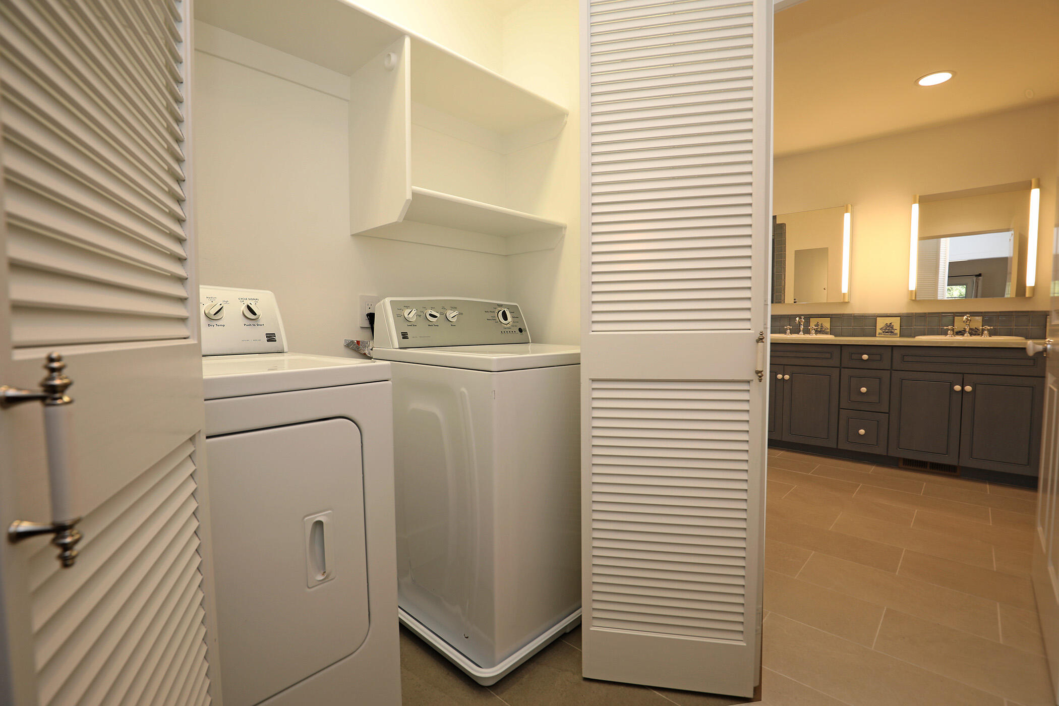 Santa Barbara, California 93103, United States, 3 Bedrooms Bedrooms, ,3 BathroomsBathrooms,Residential,Active,137410