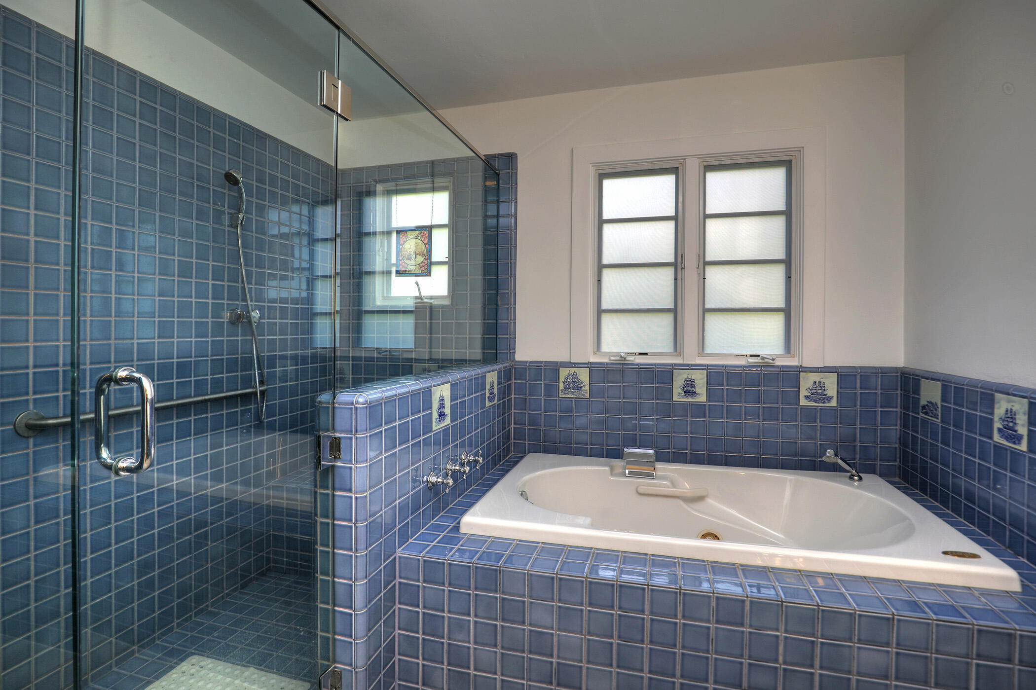 Santa Barbara, California 93103, United States, 3 Bedrooms Bedrooms, ,3 BathroomsBathrooms,Residential,Active,137410