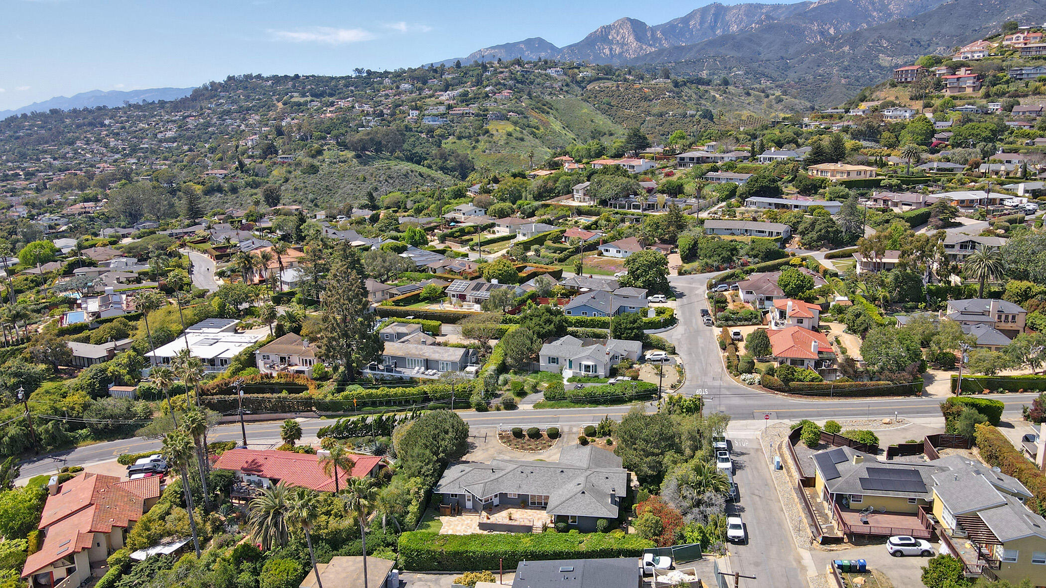 Santa Barbara, California 93103, United States, 3 Bedrooms Bedrooms, ,3 BathroomsBathrooms,Residential,Active,137410