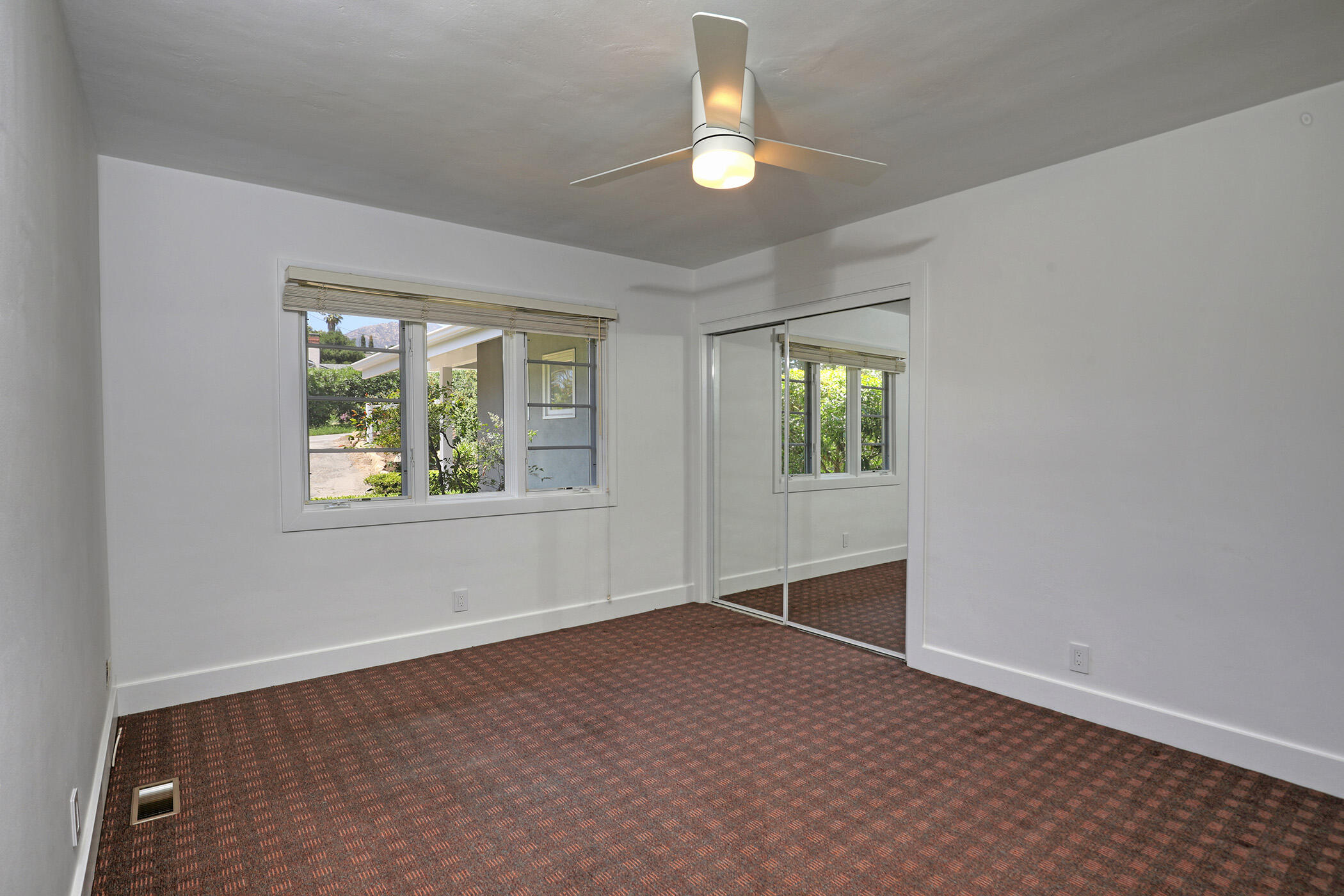 Santa Barbara, California 93103, United States, 3 Bedrooms Bedrooms, ,3 BathroomsBathrooms,Residential,Active,137410