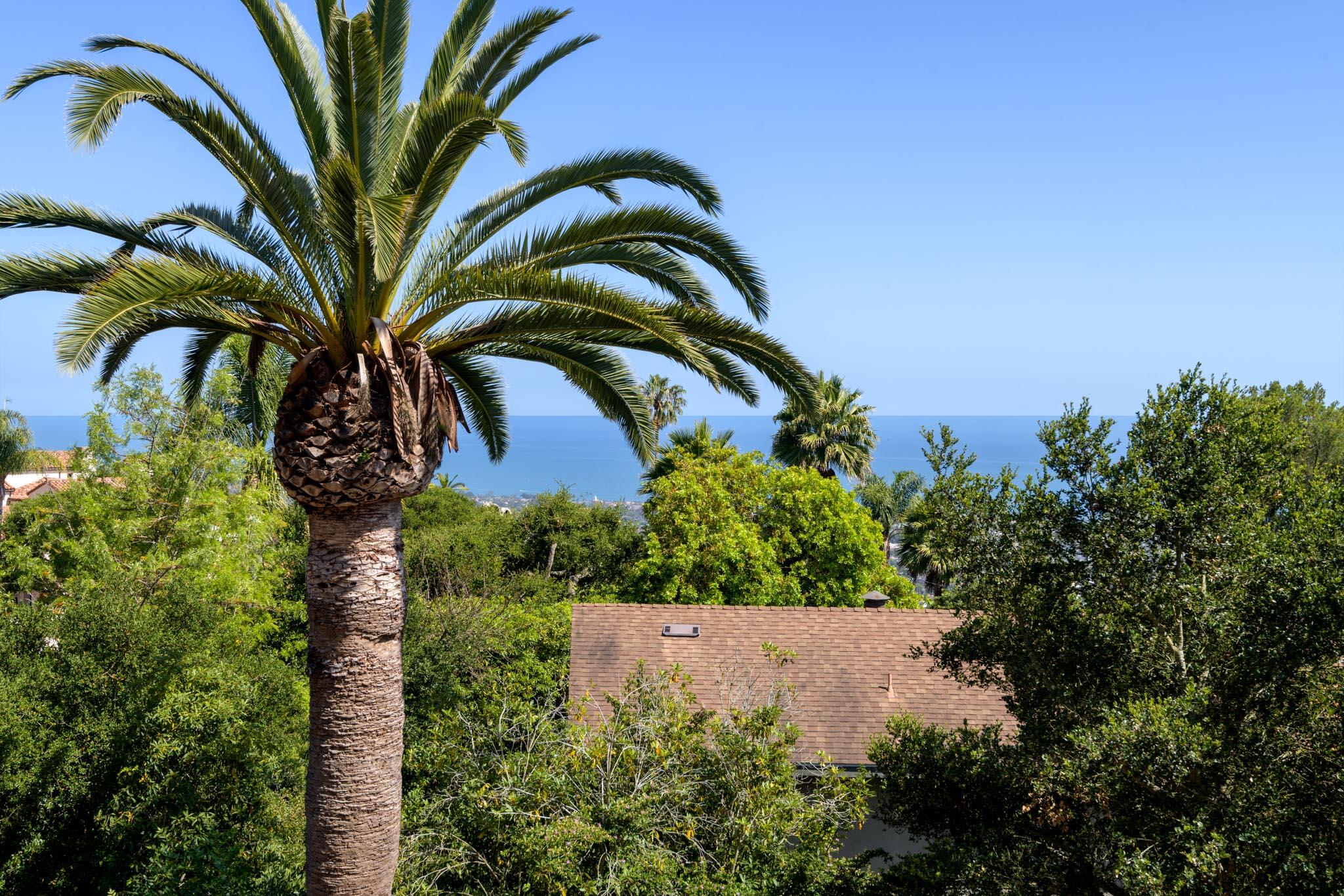 Santa Barbara, California 93103, United States, 4 Bedrooms Bedrooms, ,4 BathroomsBathrooms,Residential,Active,158434