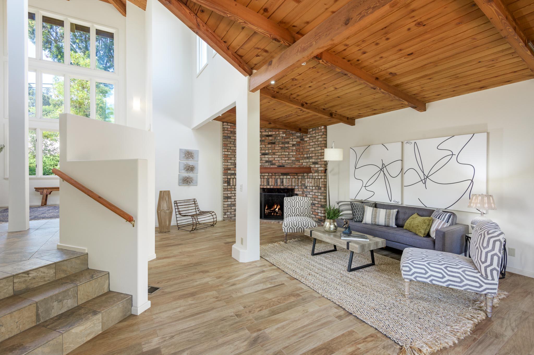 Santa Barbara, California 93103, United States, 4 Bedrooms Bedrooms, ,4 BathroomsBathrooms,Residential,Active,158434