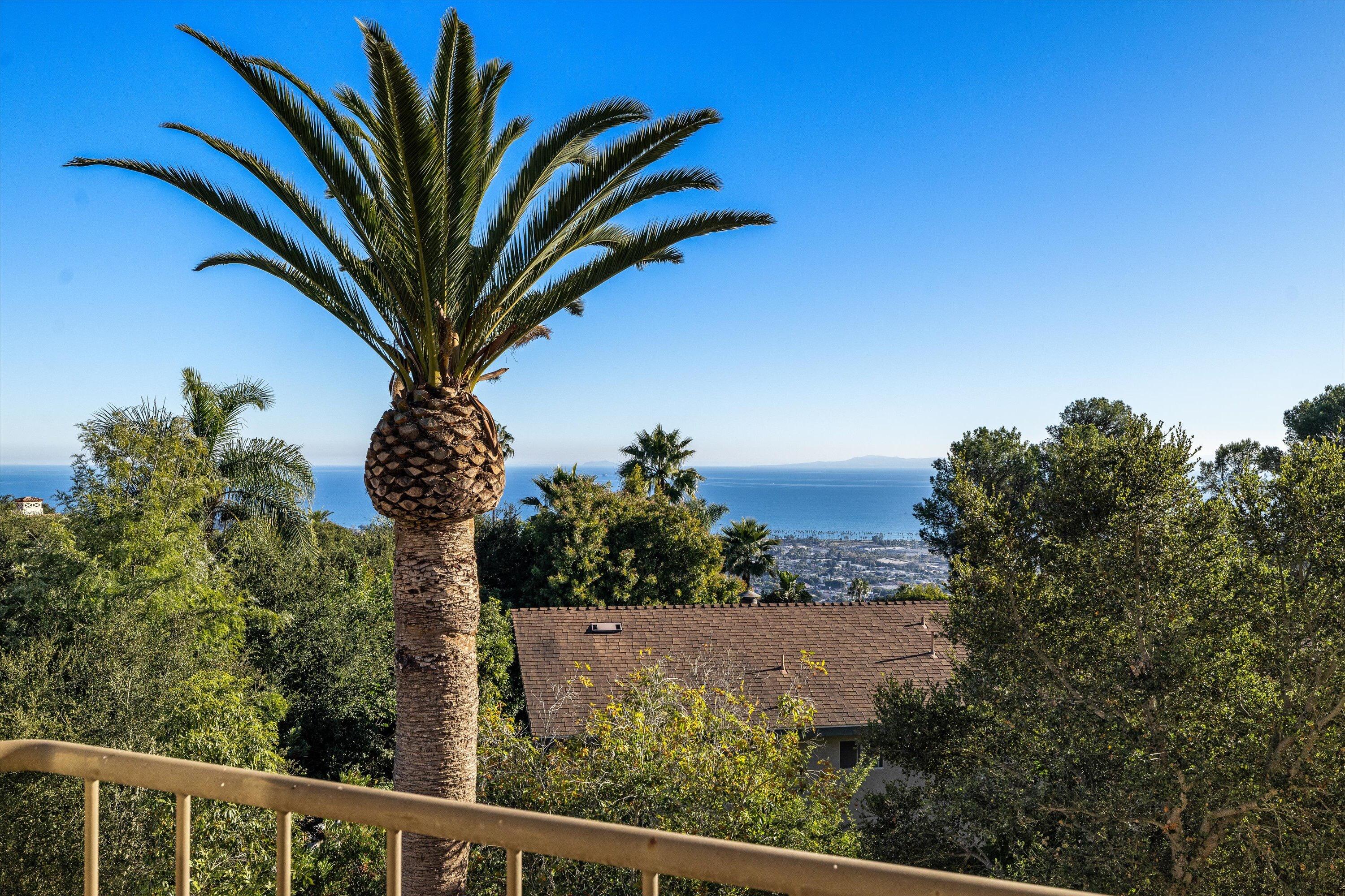 Santa Barbara, California 93103, United States, 4 Bedrooms Bedrooms, ,4 BathroomsBathrooms,Residential,Active,158434