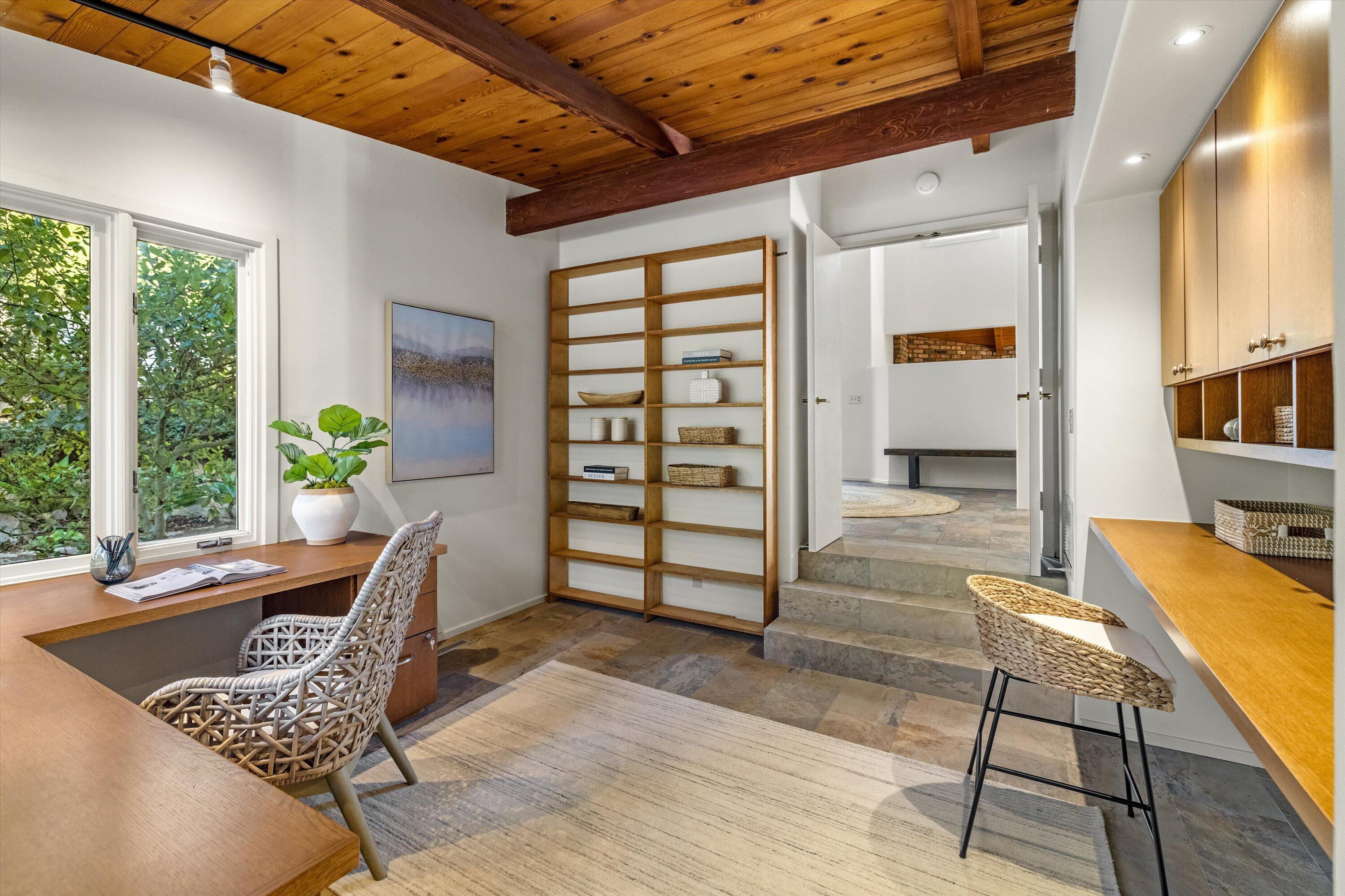 Santa Barbara, California 93103, United States, 4 Bedrooms Bedrooms, ,4 BathroomsBathrooms,Residential,Active,158434