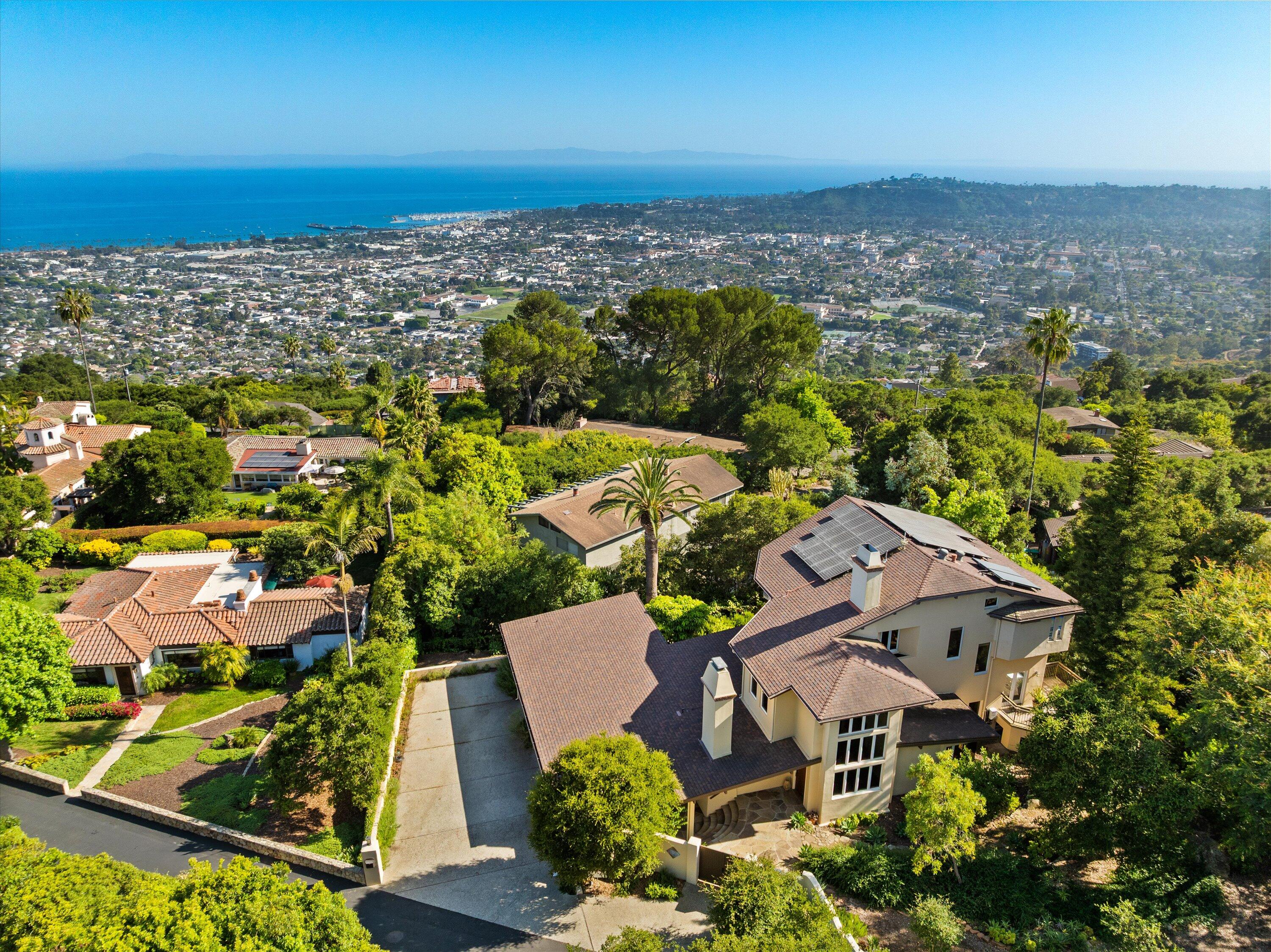 Santa Barbara, California 93103, United States, 4 Bedrooms Bedrooms, ,4 BathroomsBathrooms,Residential,Active,158434