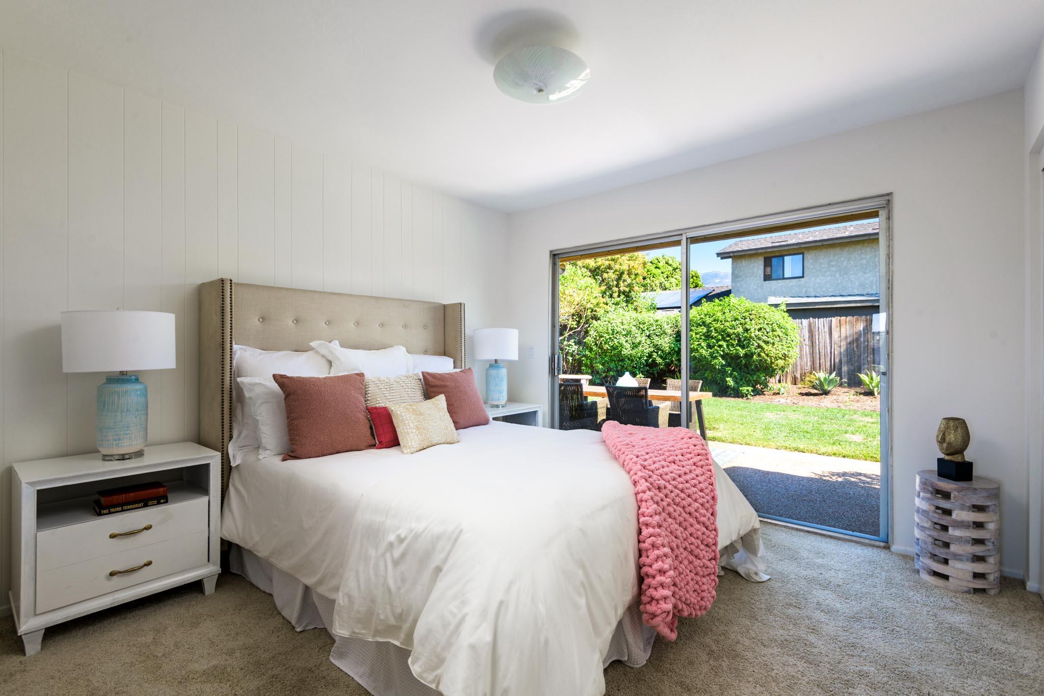 Santa Barbara, California 93111, United States, 4 Bedrooms Bedrooms, ,2 BathroomsBathrooms,Residential,Pending,216464