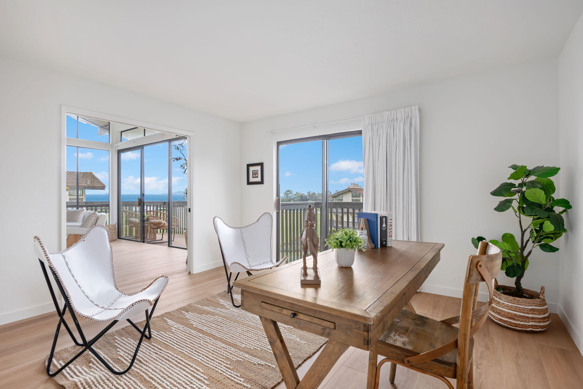 Carpinteria, California 93013, United States, 2 Bedrooms Bedrooms, ,2 BathroomsBathrooms,Residential,Active,6209