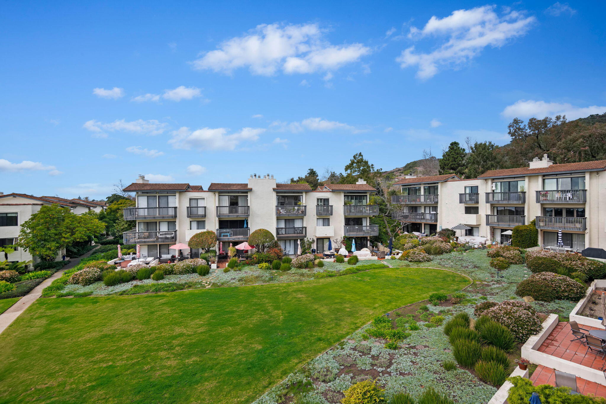 Carpinteria, California 93013, United States, 2 Bedrooms Bedrooms, ,2 BathroomsBathrooms,Residential,Active,6209