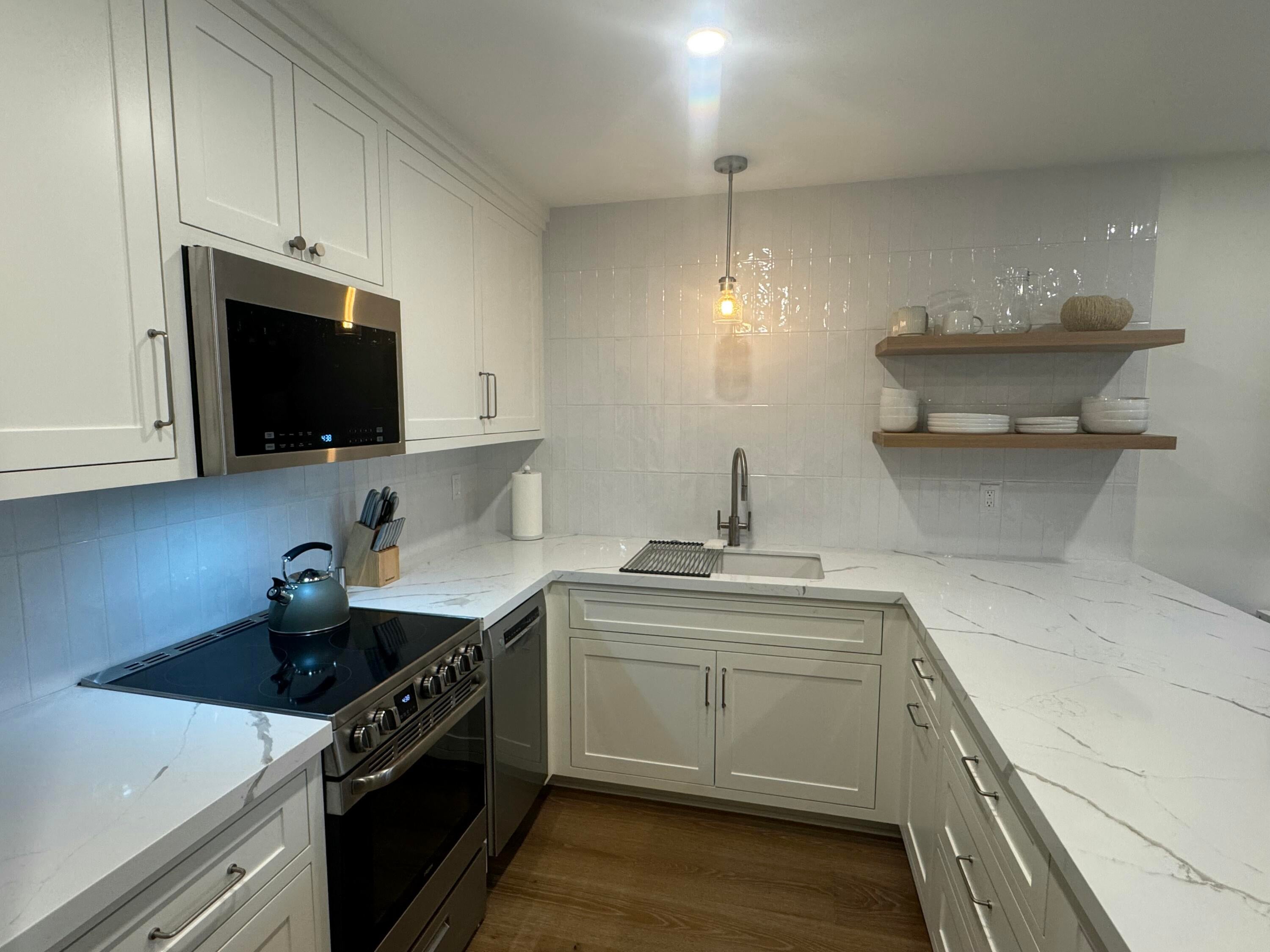 4700 Sandyland Road Apt 16