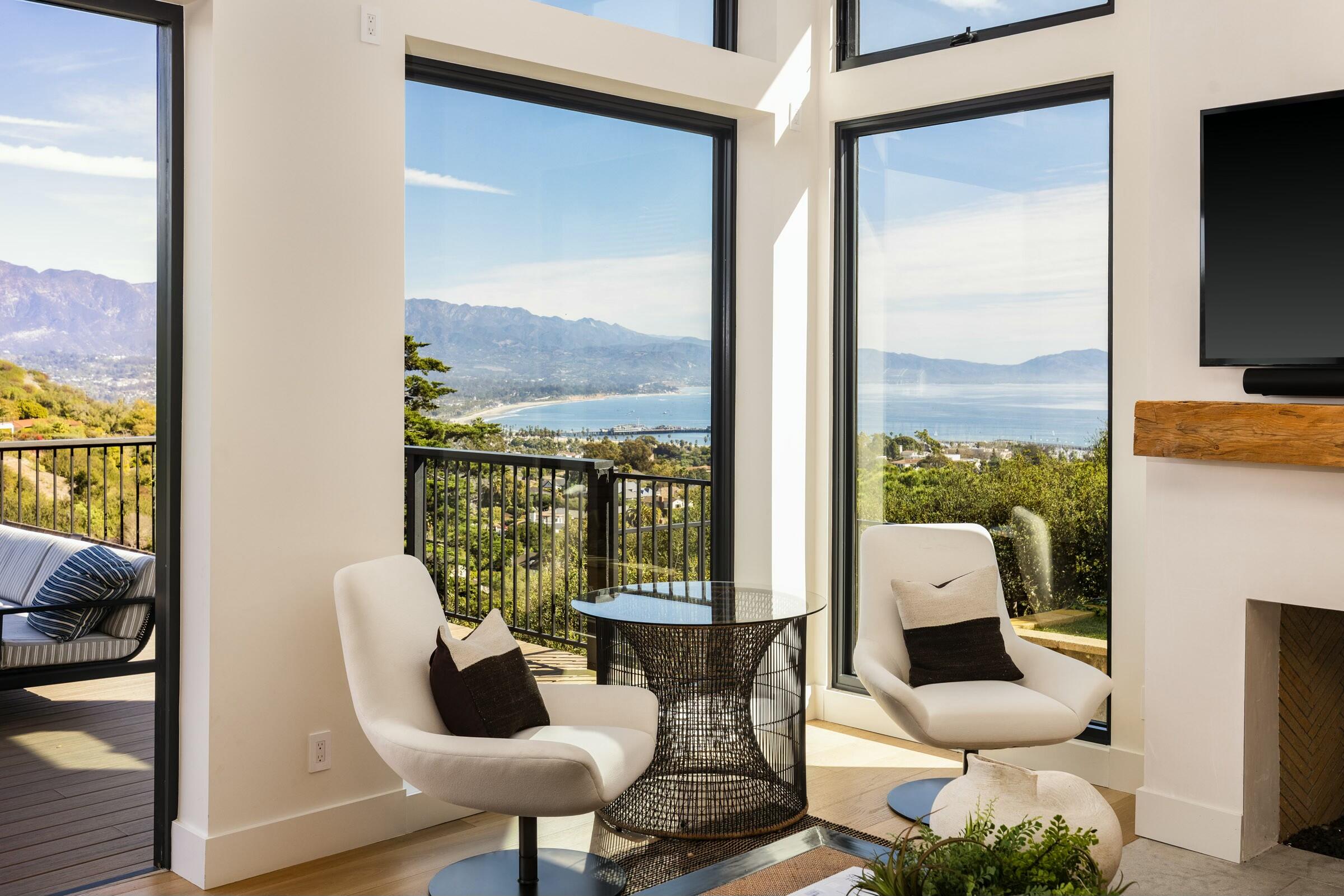 Santa Barbara, California 93109, United States, 4 Bedrooms Bedrooms, ,4 BathroomsBathrooms,Residential,Active,17148