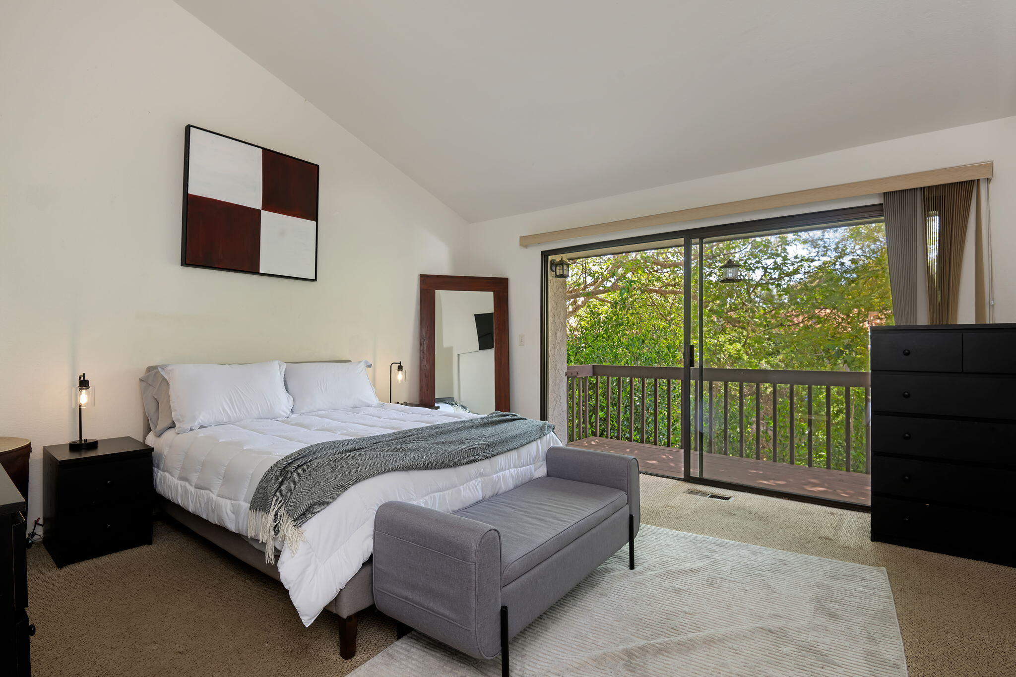 Santa Barbara, California 93105, United States, 3 Bedrooms Bedrooms, ,3 BathroomsBathrooms,Residential,Active,108895