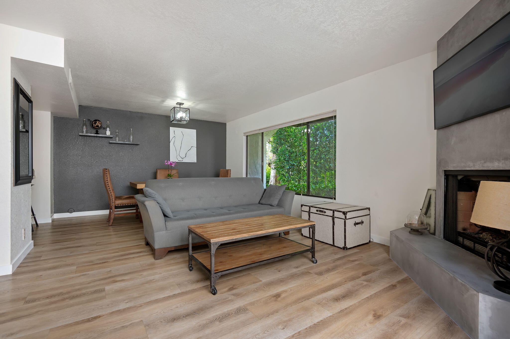 Santa Barbara, California 93105, United States, 3 Bedrooms Bedrooms, ,3 BathroomsBathrooms,Residential,Active,108895