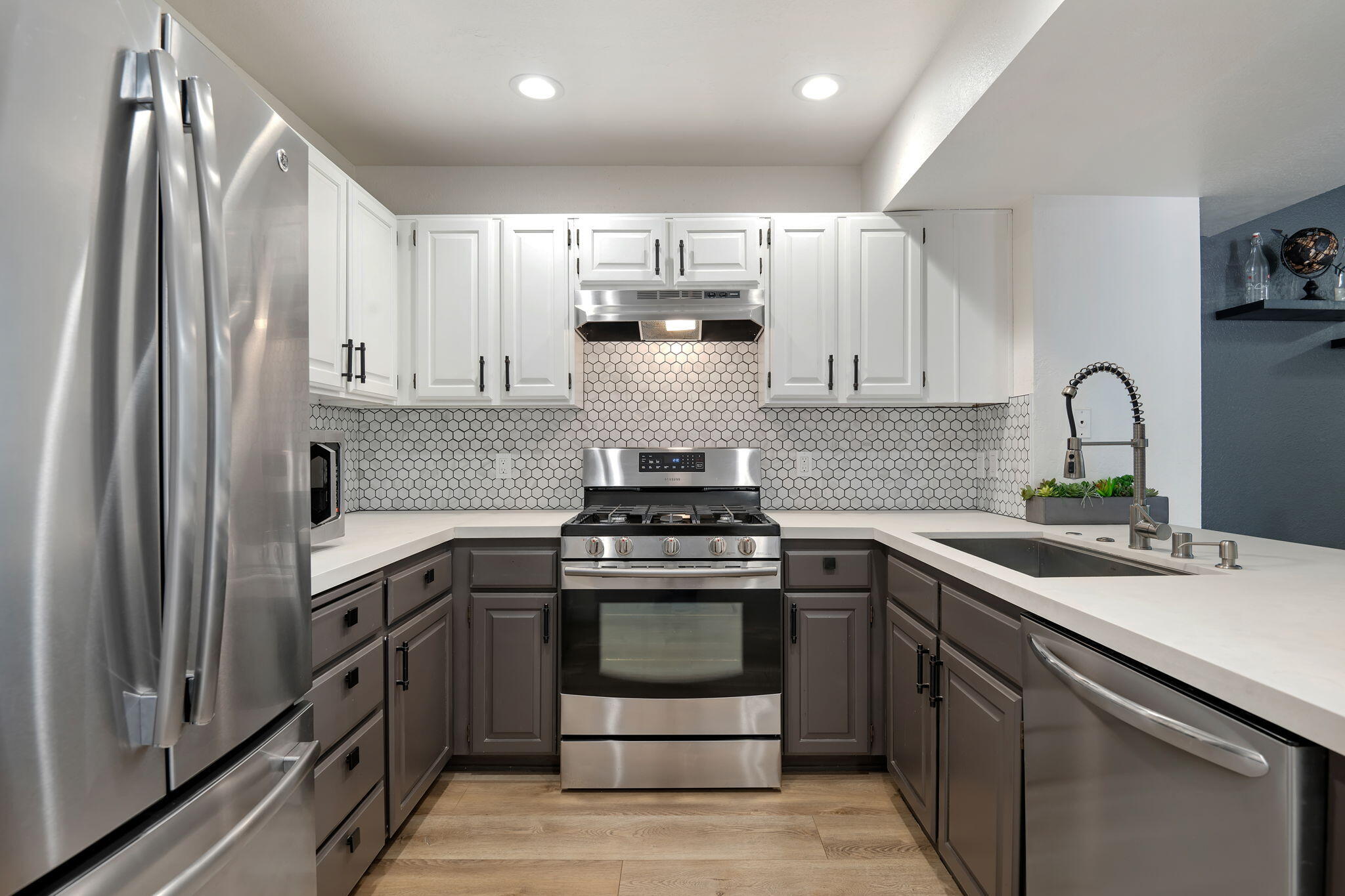 Santa Barbara, California 93105, United States, 3 Bedrooms Bedrooms, ,3 BathroomsBathrooms,Residential,Active,108895