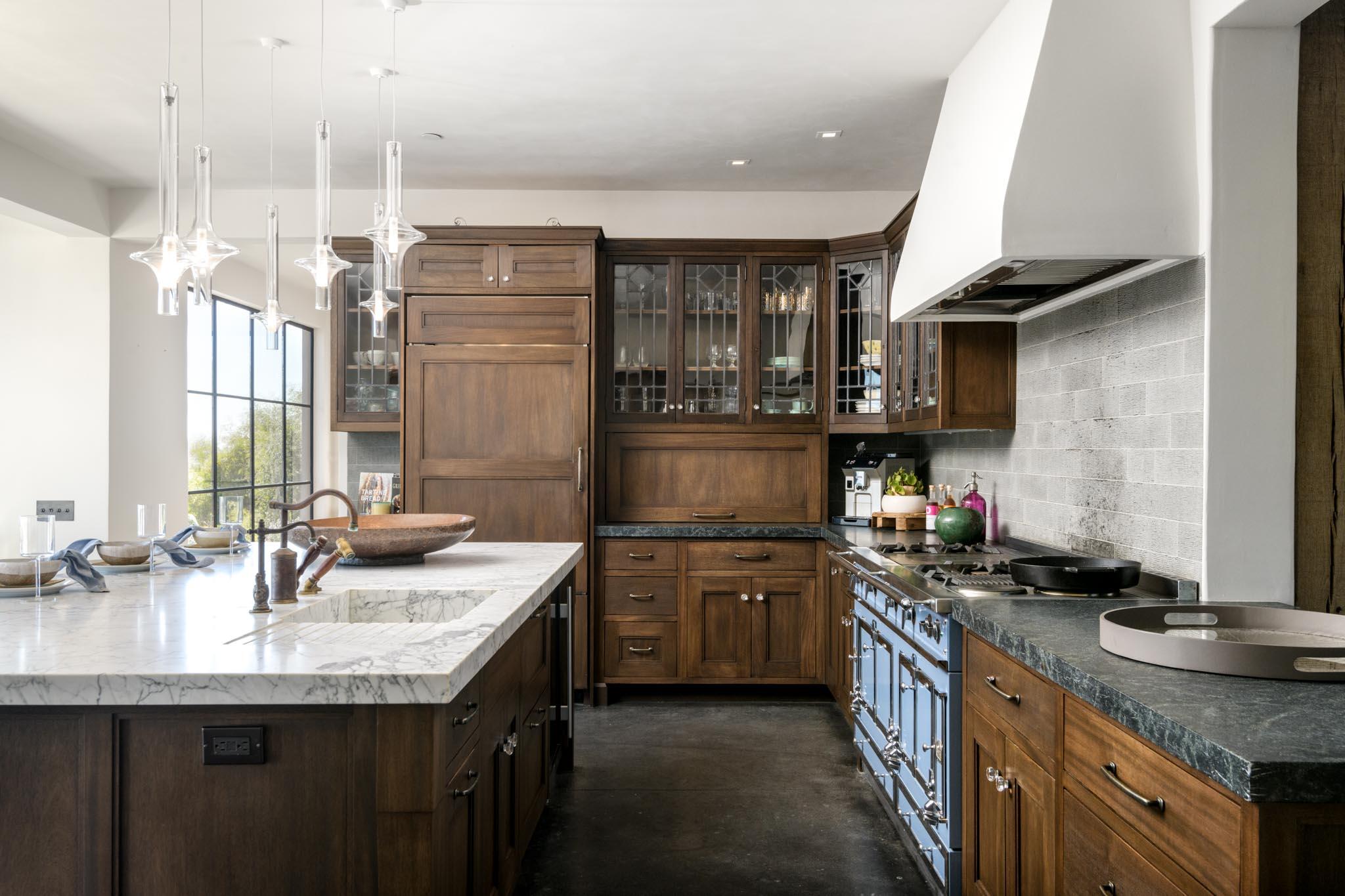 Montecito, California 93108, United States, 4 Bedrooms Bedrooms, ,5 BathroomsBathrooms,Residential,Pending,18929