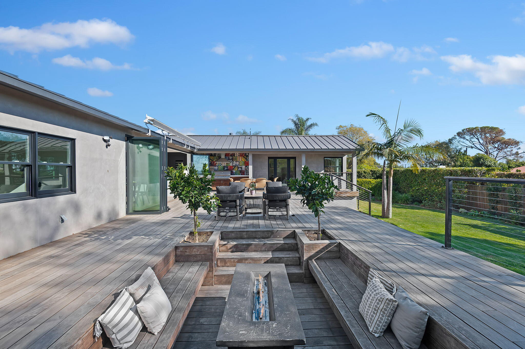 Santa Barbara, California 93108, United States, 3 Bedrooms Bedrooms, ,2 BathroomsBathrooms,Residential,Pending,13521