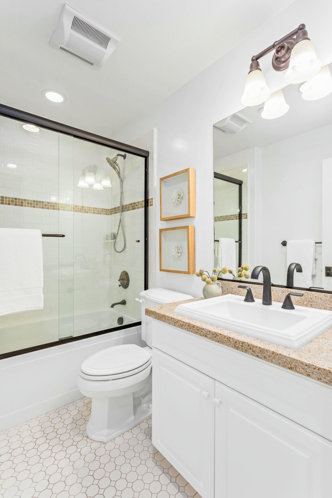 Goleta, California 93117, United States, 3 Bedrooms Bedrooms, ,3 BathroomsBathrooms,Residential,Active,81180