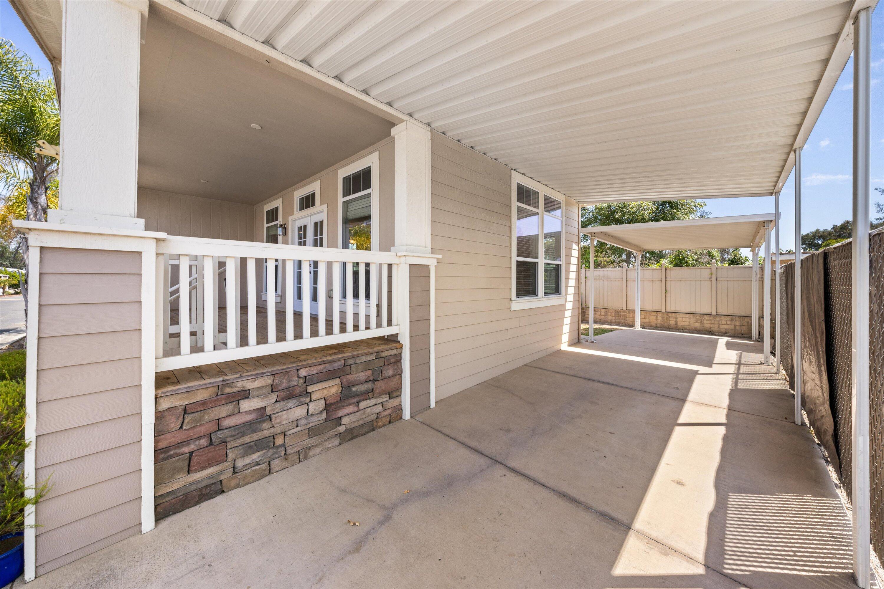 Goleta, California 93117, United States, 2 Bedrooms Bedrooms, ,2 BathroomsBathrooms,Residential,Pending,212796