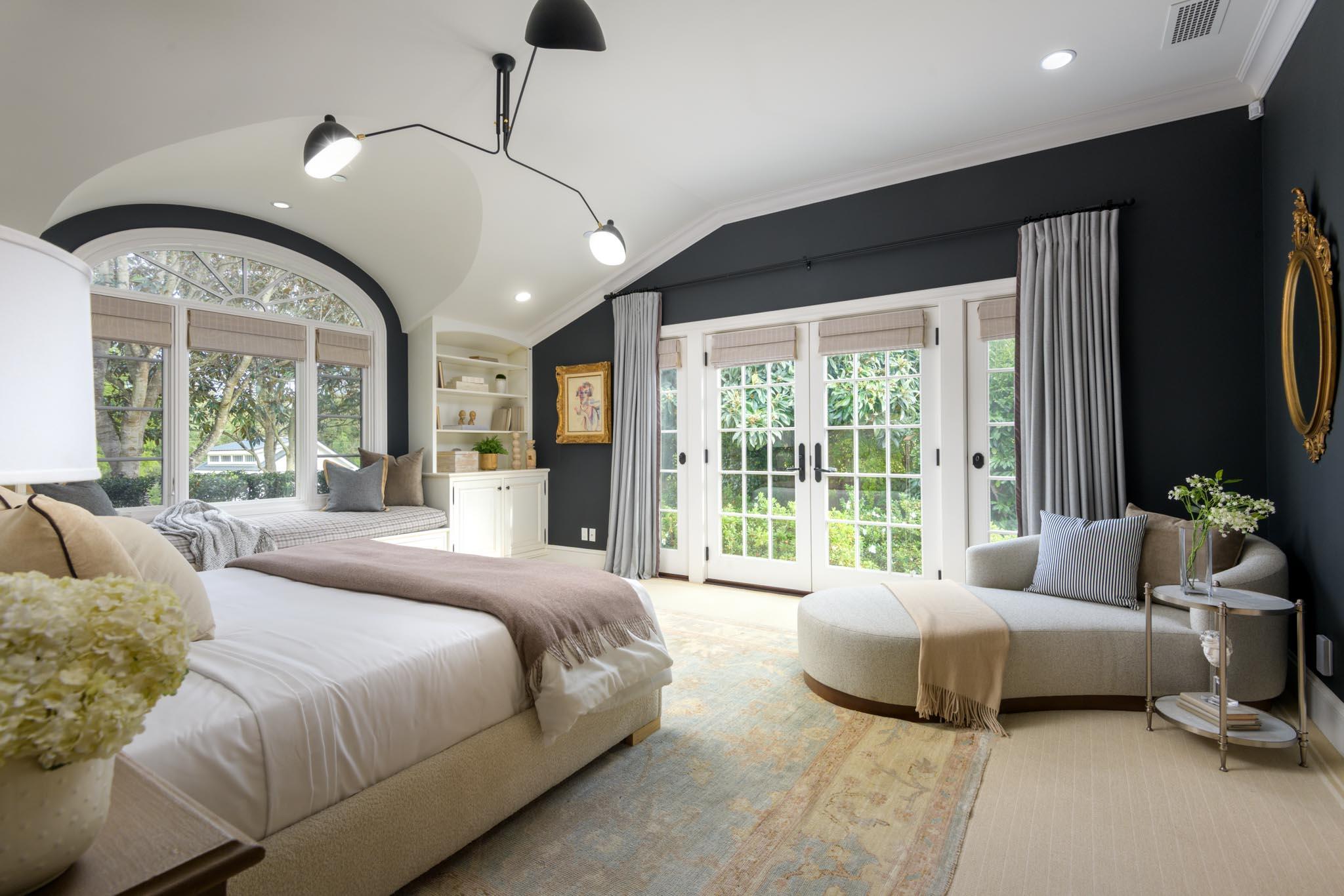 Montecito, California 93108, United States, 4 Bedrooms Bedrooms, ,5 BathroomsBathrooms,Residential,Active,238874