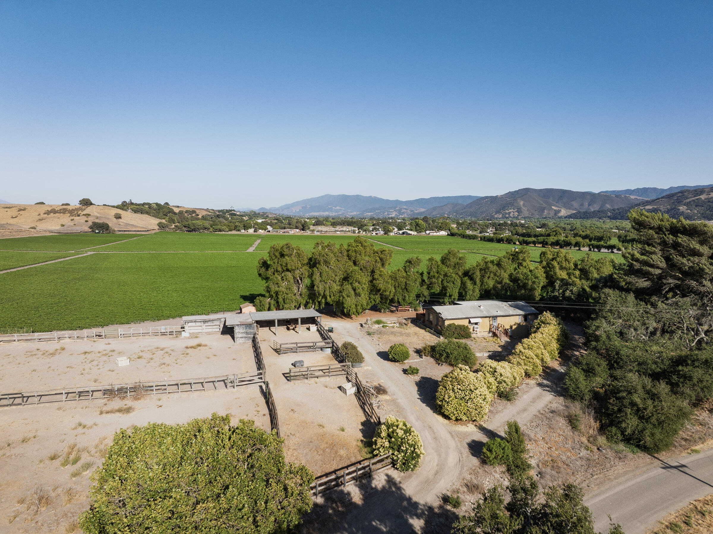 Buellton, California 93427, United States, 3 Bedrooms Bedrooms, ,3 BathroomsBathrooms,Residential,Active,193601