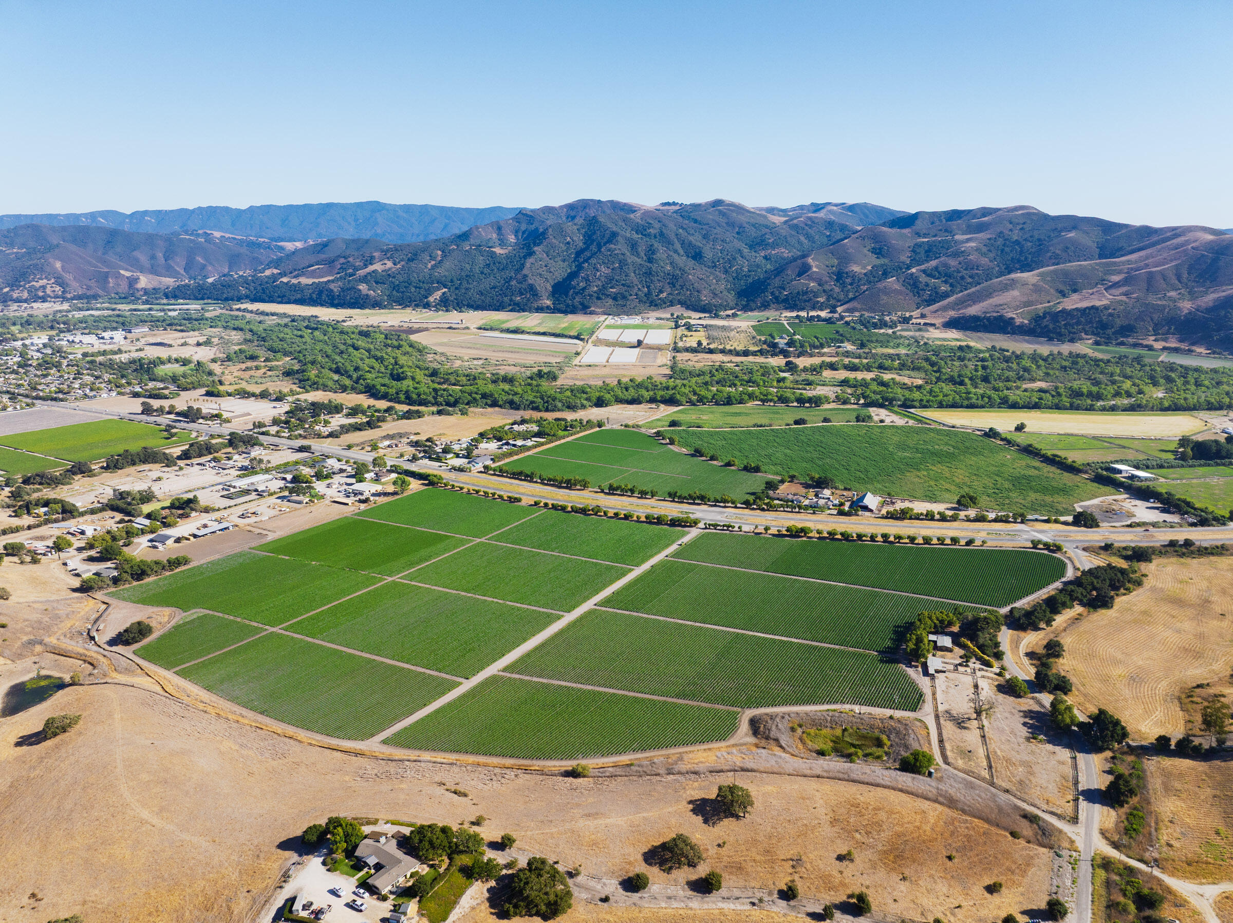 Buellton, California 93427, United States, 3 Bedrooms Bedrooms, ,3 BathroomsBathrooms,Residential,Active,193601