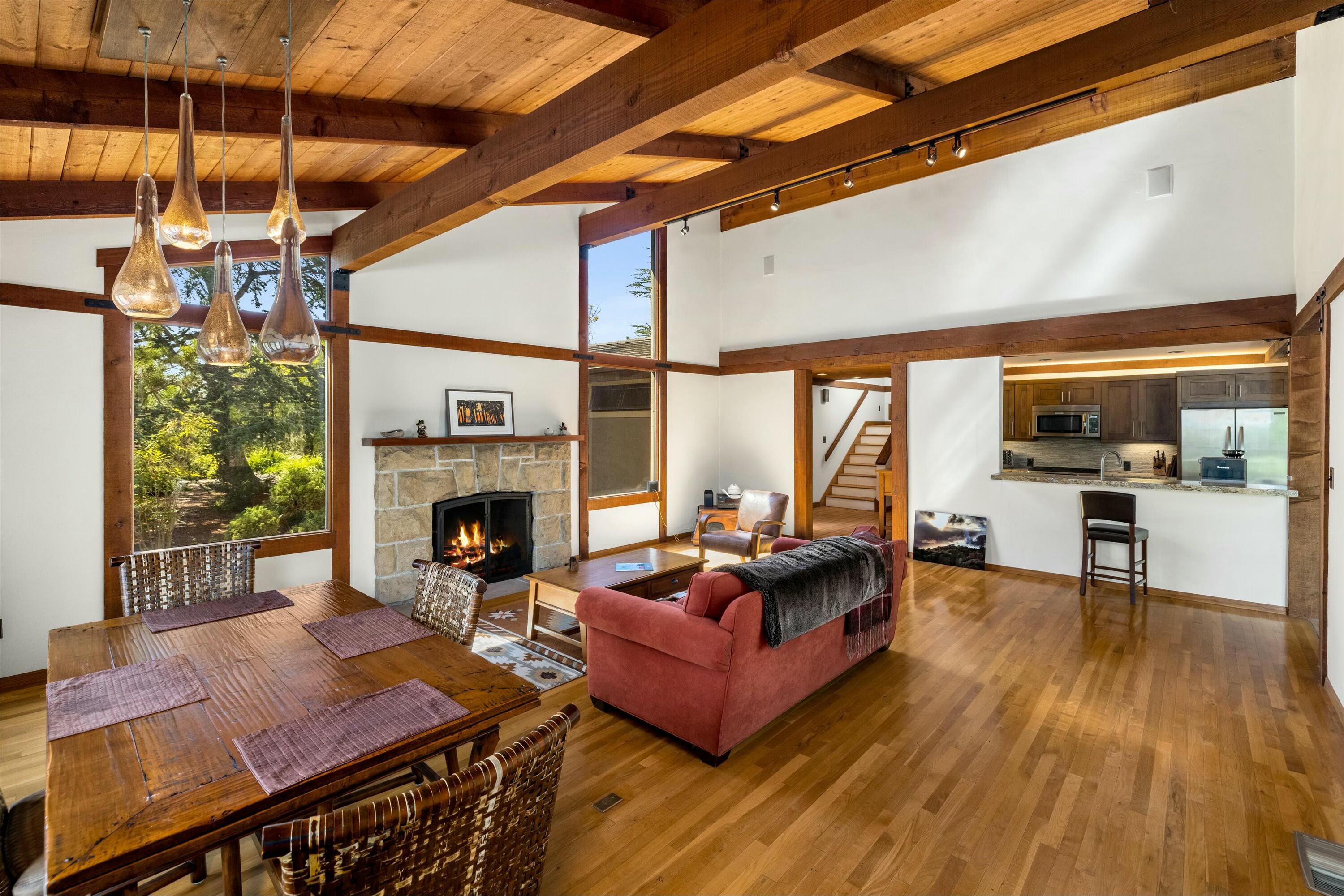 Santa Barbara, California 93111, United States, 3 Bedrooms Bedrooms, ,2 BathroomsBathrooms,Residential,Active,91460