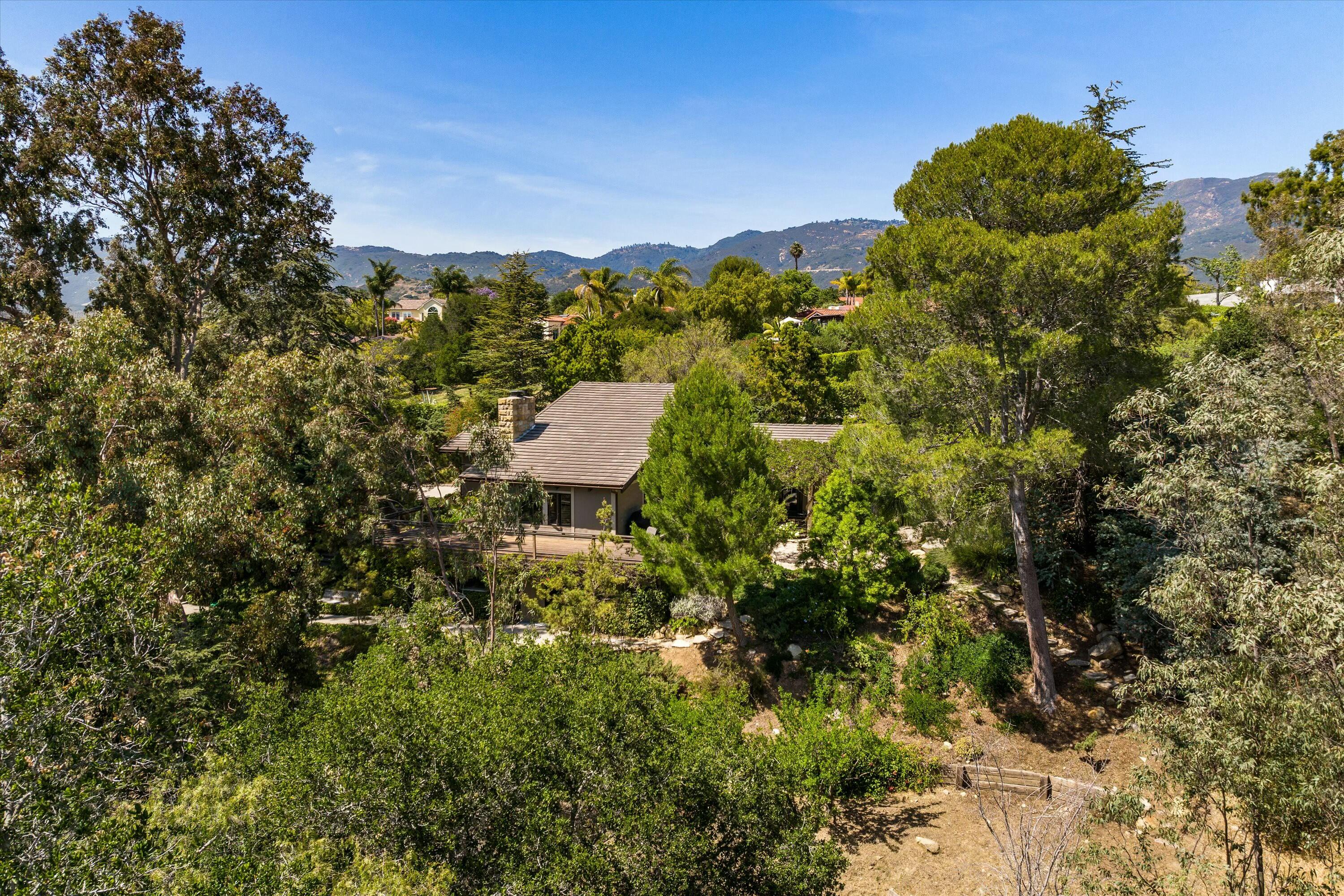 Santa Barbara, California 93111, United States, 3 Bedrooms Bedrooms, ,2 BathroomsBathrooms,Residential,Active,91460