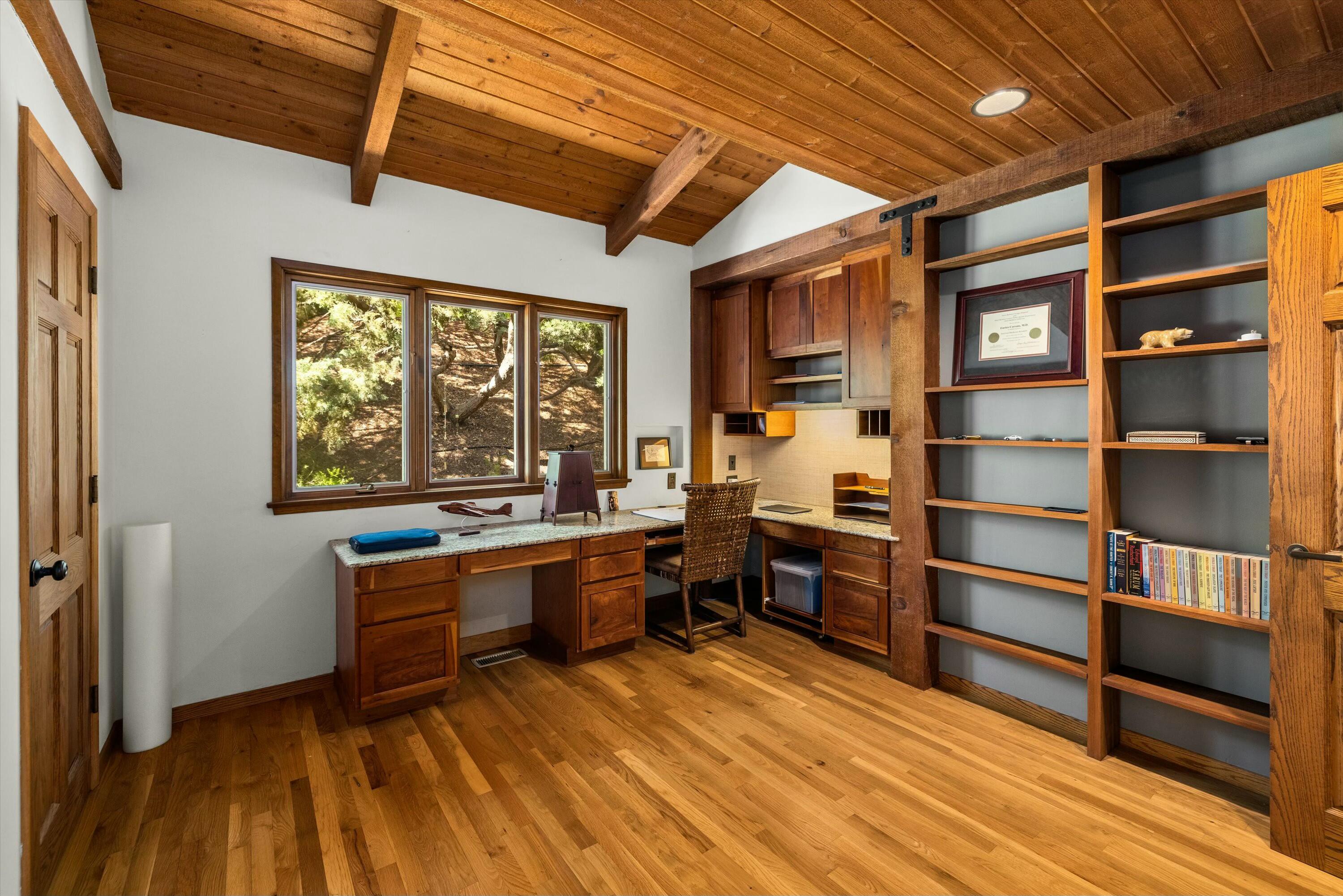 Santa Barbara, California 93111, United States, 3 Bedrooms Bedrooms, ,2 BathroomsBathrooms,Residential,Active,91460