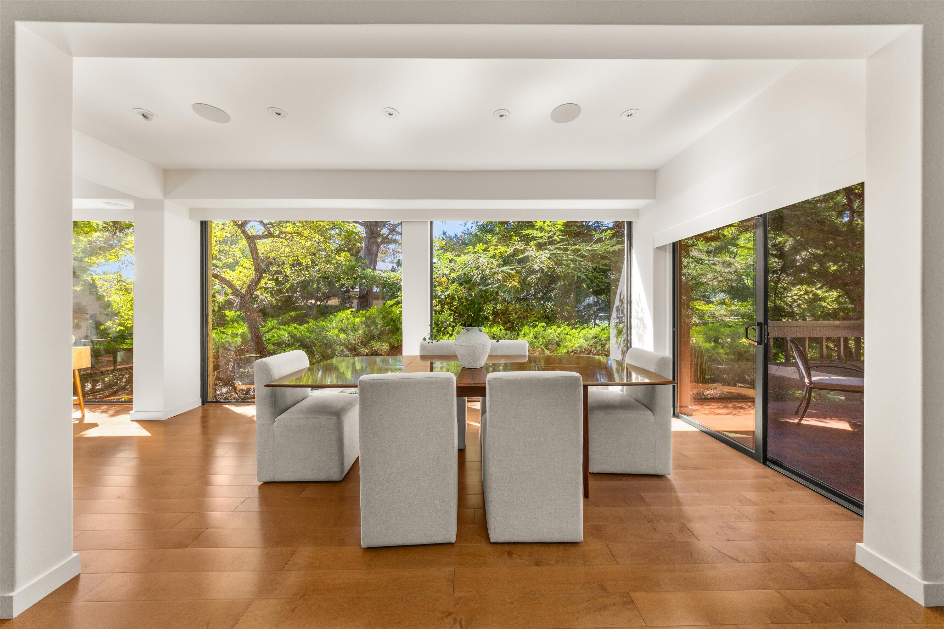 Santa Barbara, California 93108, United States, 2 Bedrooms Bedrooms, ,2 BathroomsBathrooms,Residential,Active,153541