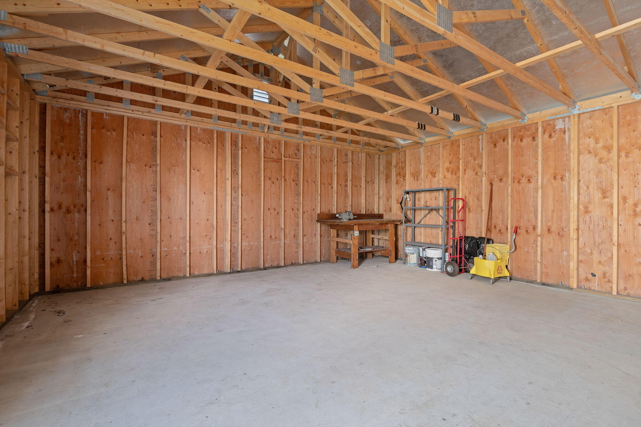 Port Hueneme, California 93041, United States, 2 Bedrooms Bedrooms, ,1 BathroomBathrooms,Residential,Pending,89881