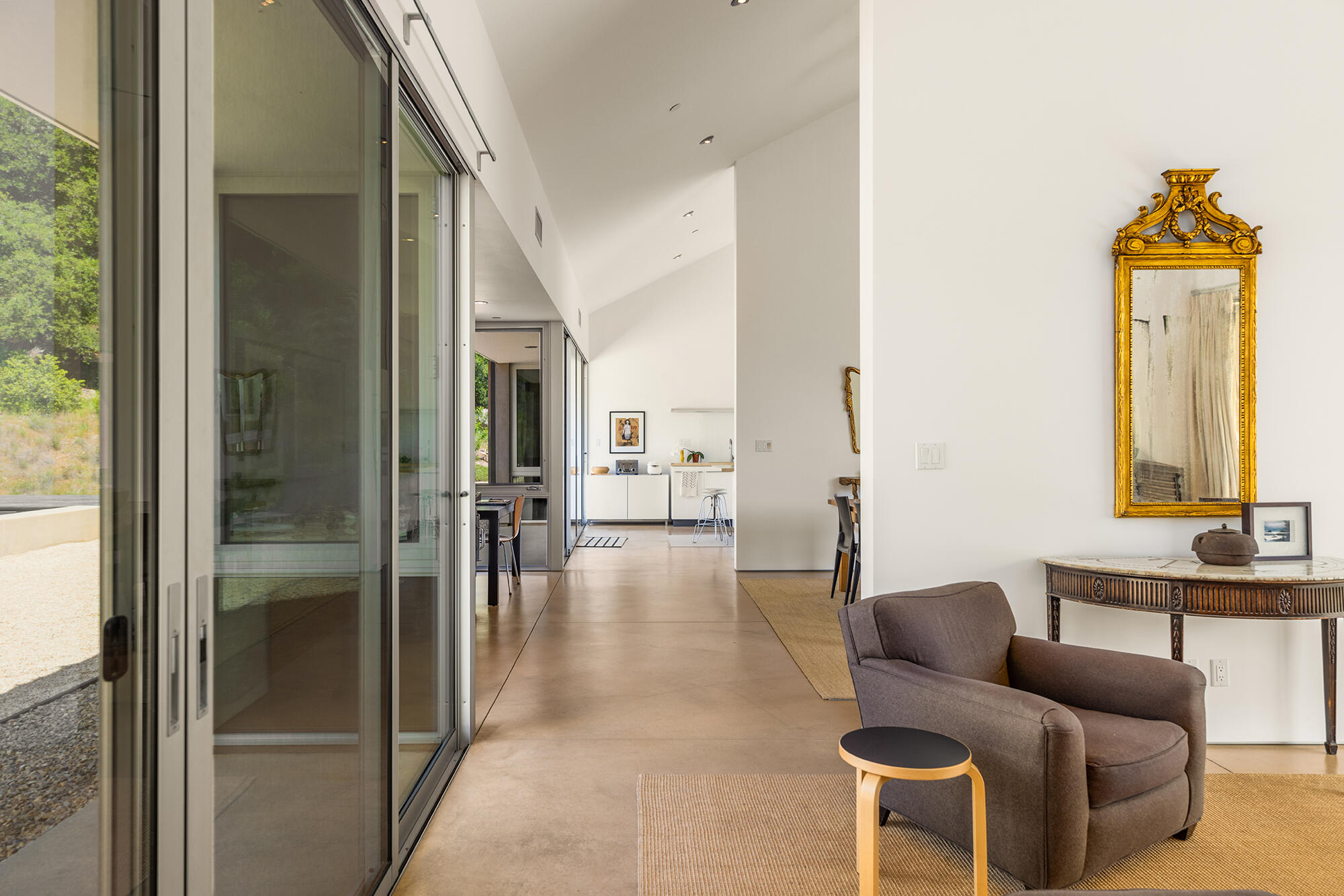 Ojai, California 93023, United States, 4 Bedrooms Bedrooms, ,3 BathroomsBathrooms,Residential,Active,232112