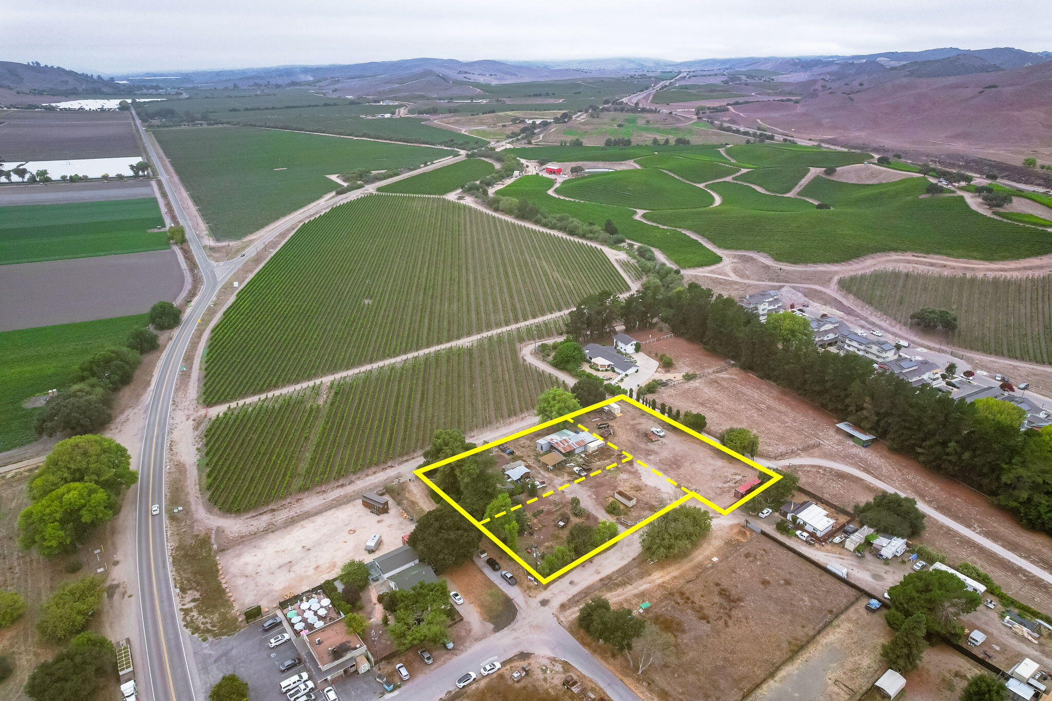 Los Alamos, California 93440, United States, 2 Bedrooms Bedrooms, ,1 BathroomBathrooms,Residential,Active,219598