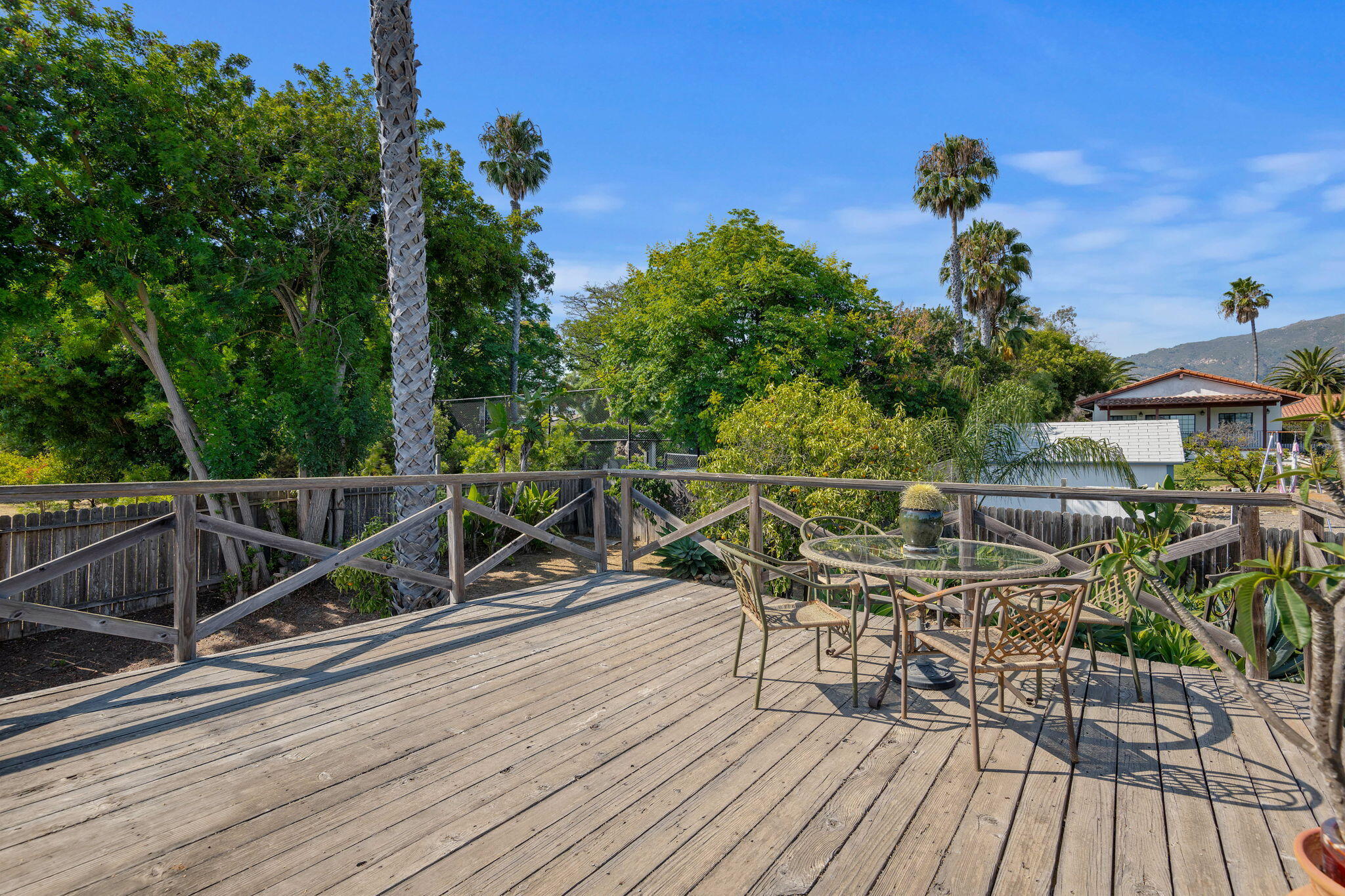 Santa Barbara, California 93111, United States, 3 Bedrooms Bedrooms, ,2 BathroomsBathrooms,Residential,Active,200982