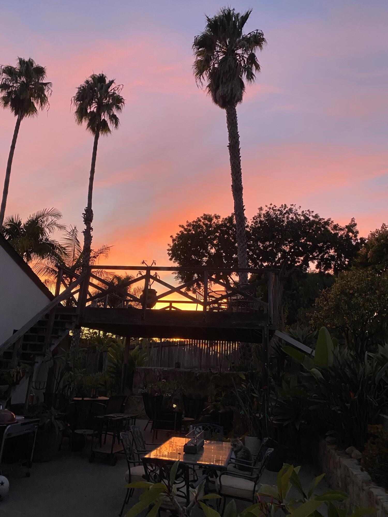 Santa Barbara, California 93111, United States, 3 Bedrooms Bedrooms, ,2 BathroomsBathrooms,Residential,Active,200982