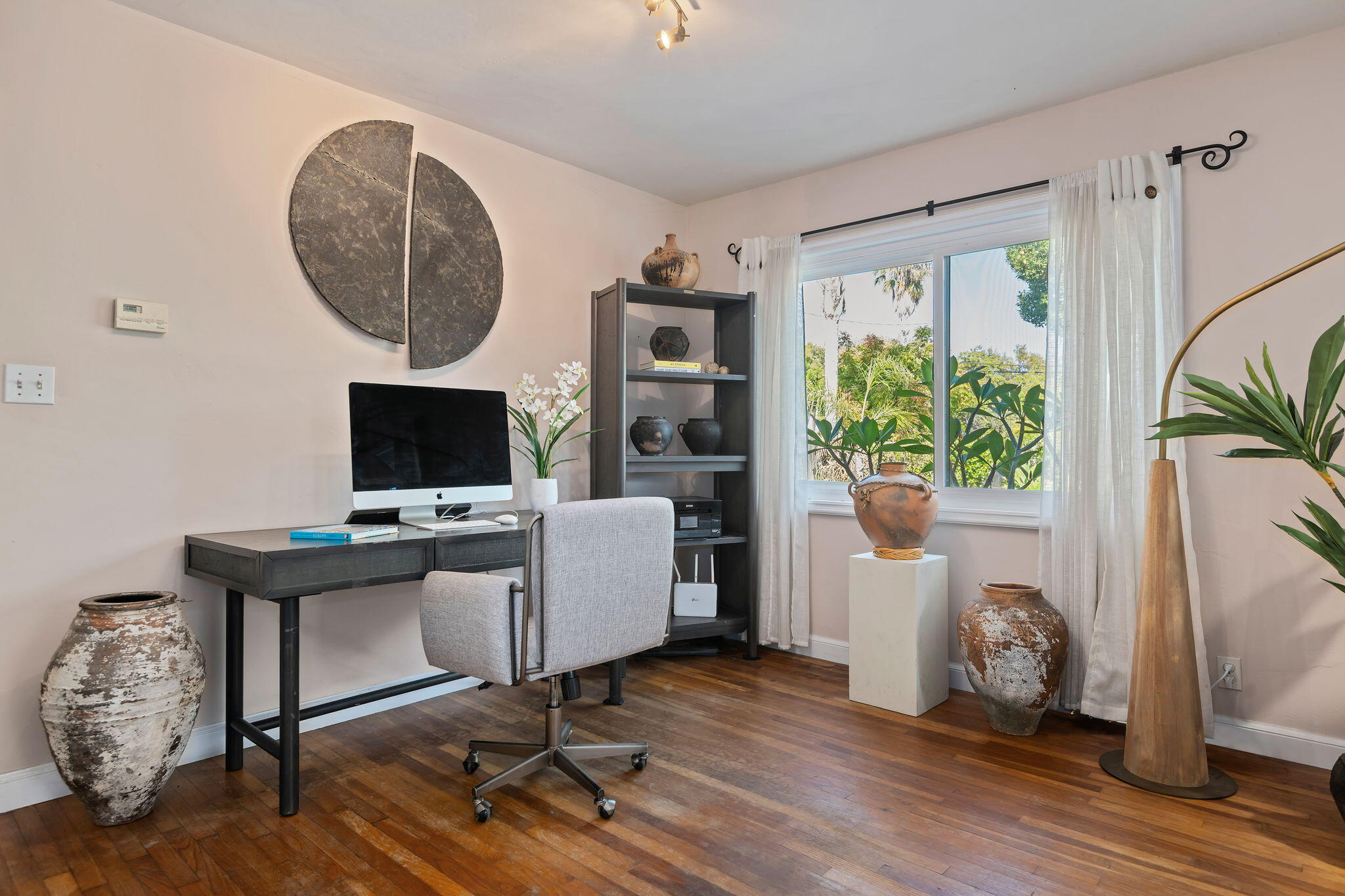 Santa Barbara, California 93111, United States, 3 Bedrooms Bedrooms, ,2 BathroomsBathrooms,Residential,Active,200982