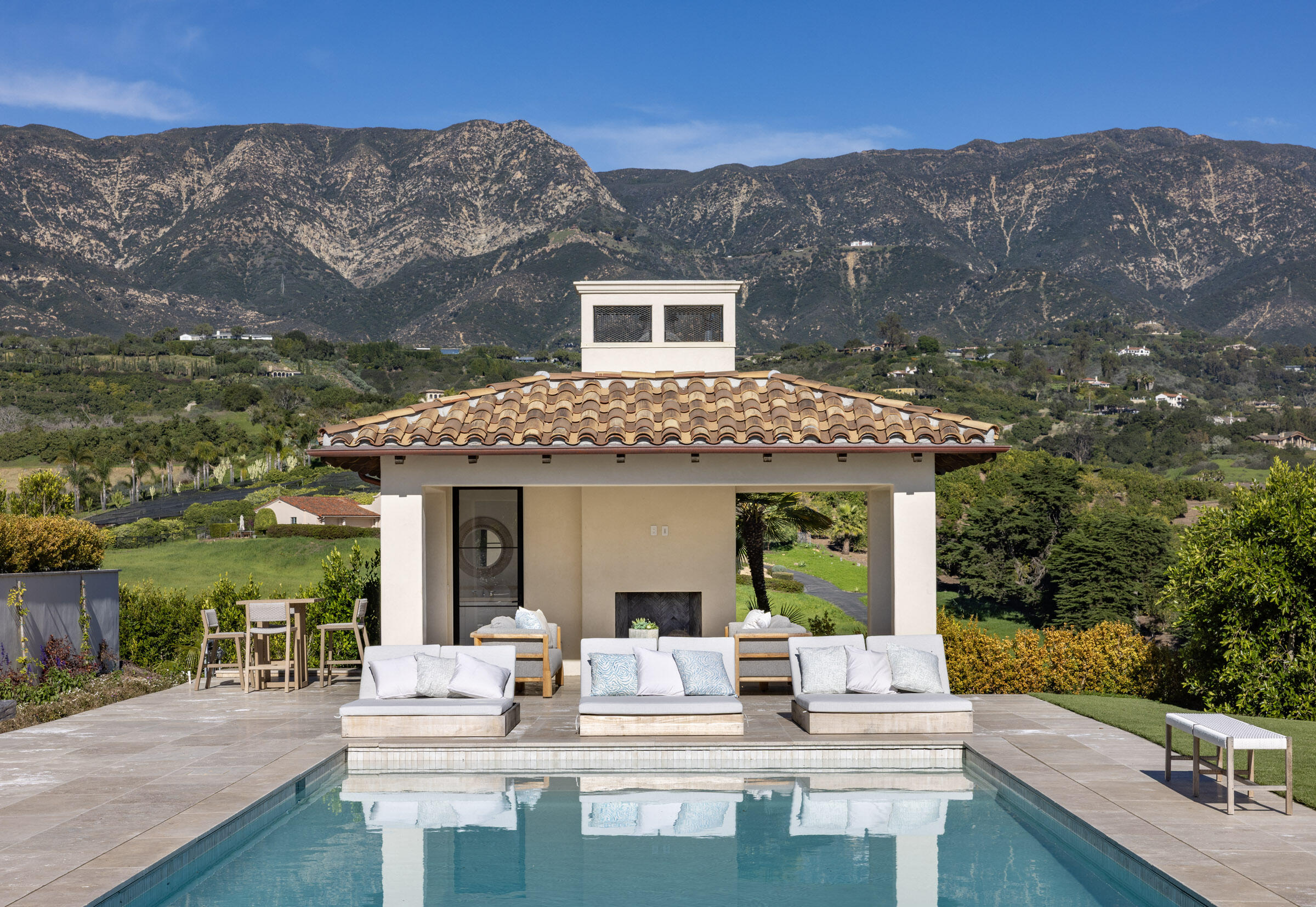 220 Montecito Ranch Lane