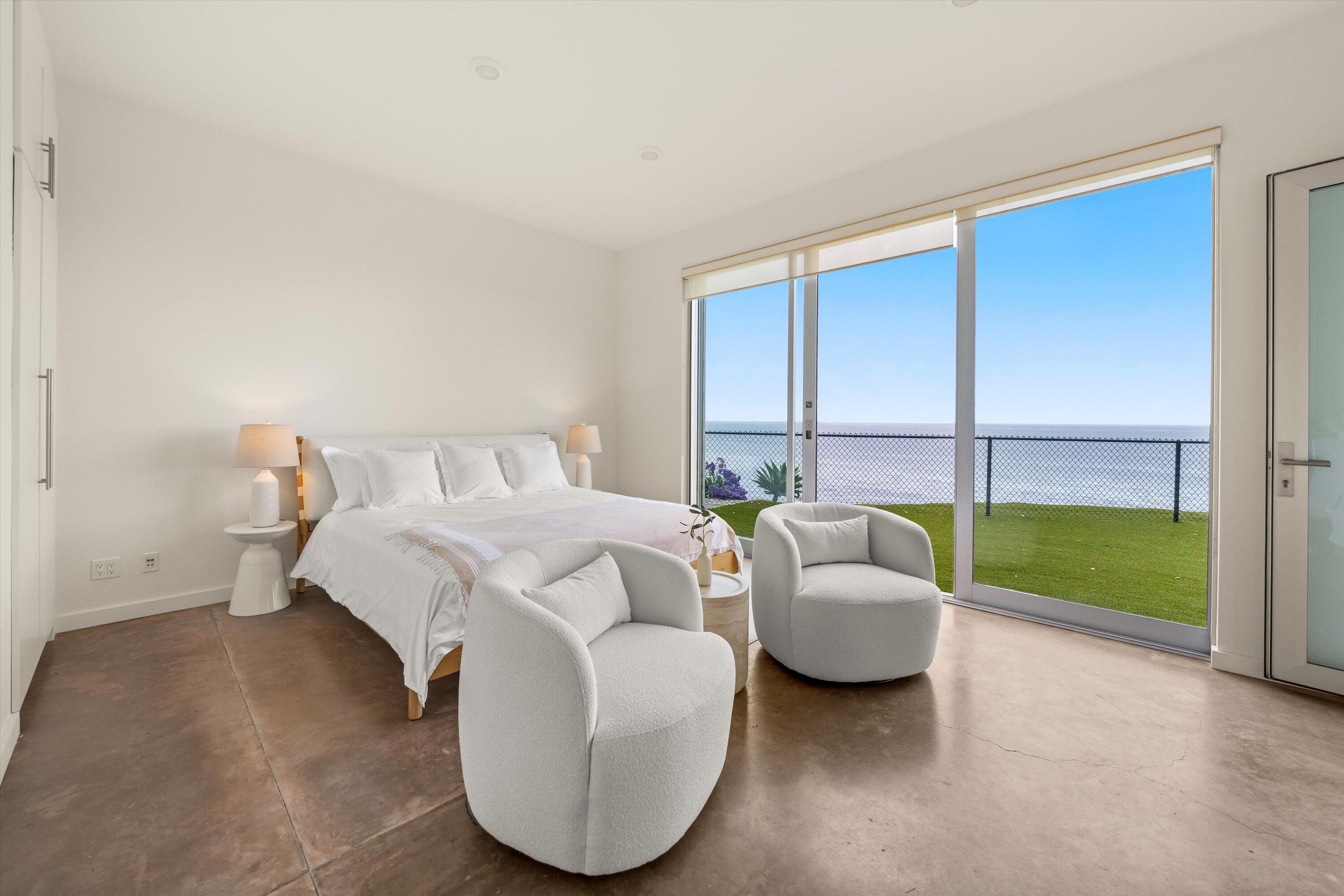 Santa Barbara, California 93111, United States, 5 Bedrooms Bedrooms, ,5 BathroomsBathrooms,Residential,Active,201330