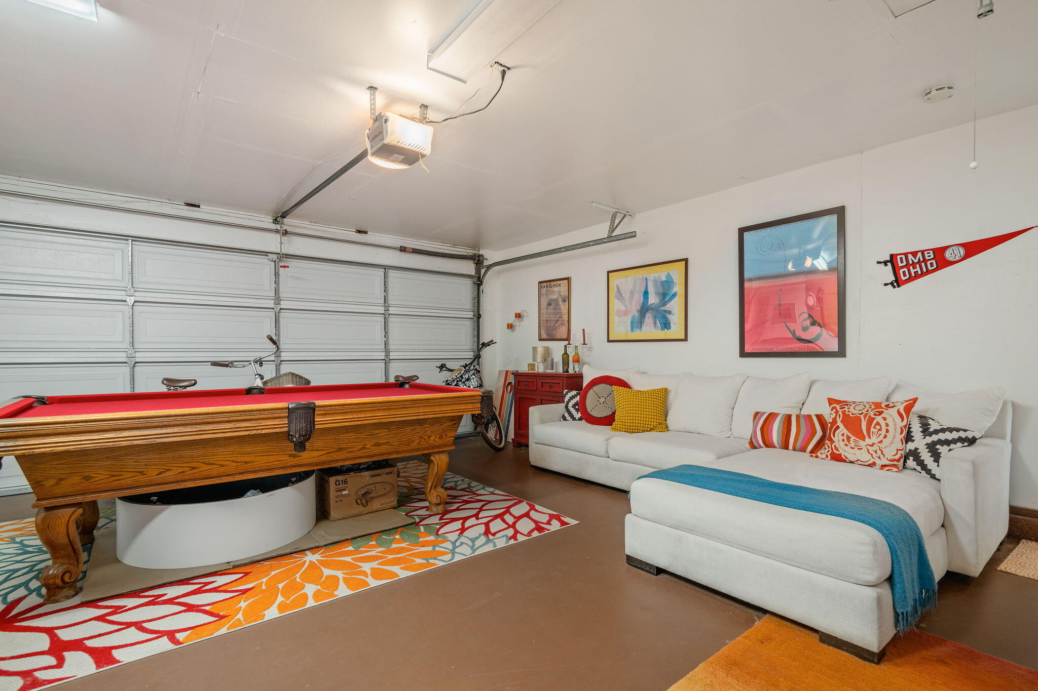 Carpinteria, California 93013, United States, 3 Bedrooms Bedrooms, ,2 BathroomsBathrooms,Residential,Pending,191511