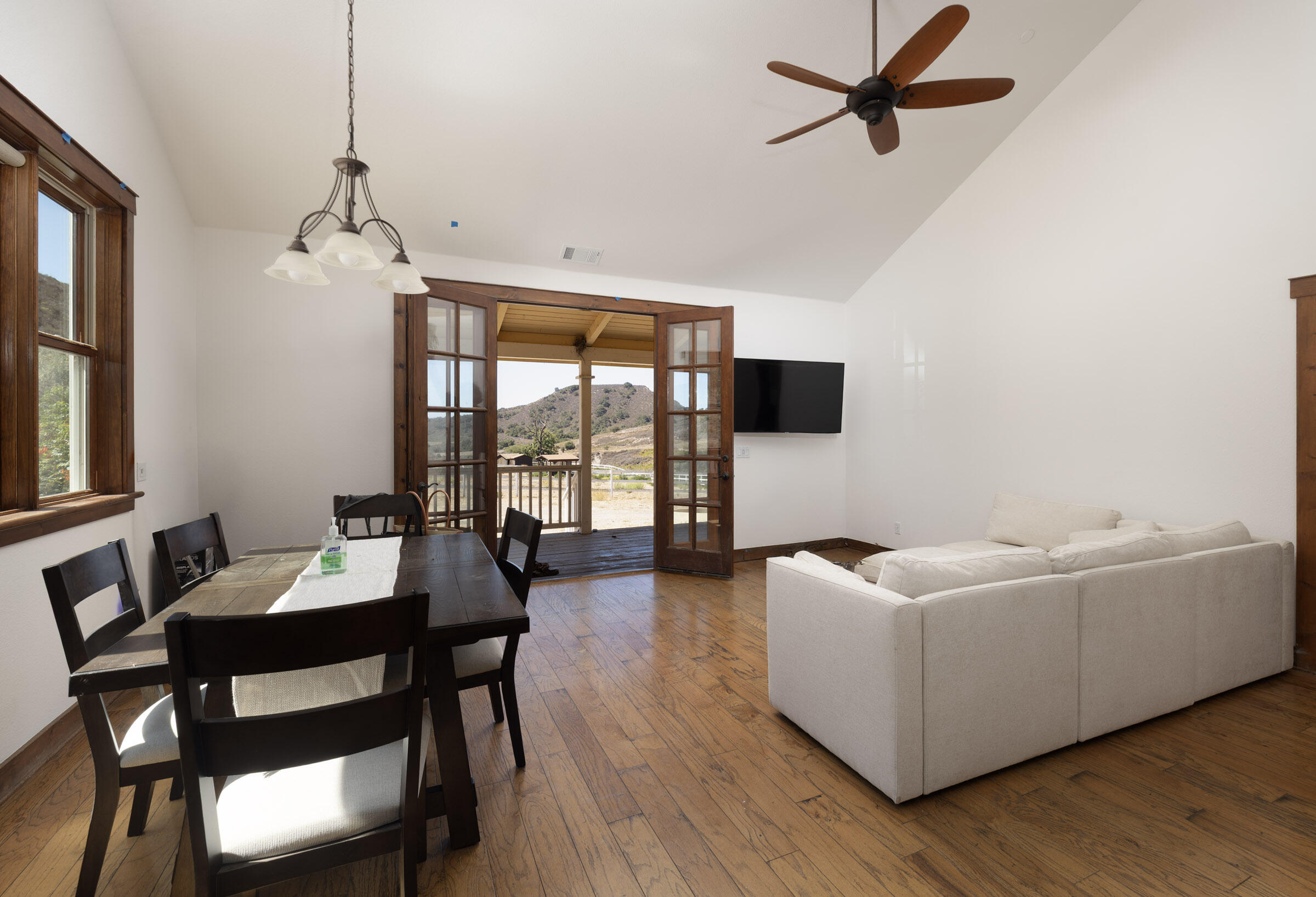 Lompoc, California 93436, United States, 2 Bedrooms Bedrooms, ,2 BathroomsBathrooms,Residential,Active,207107