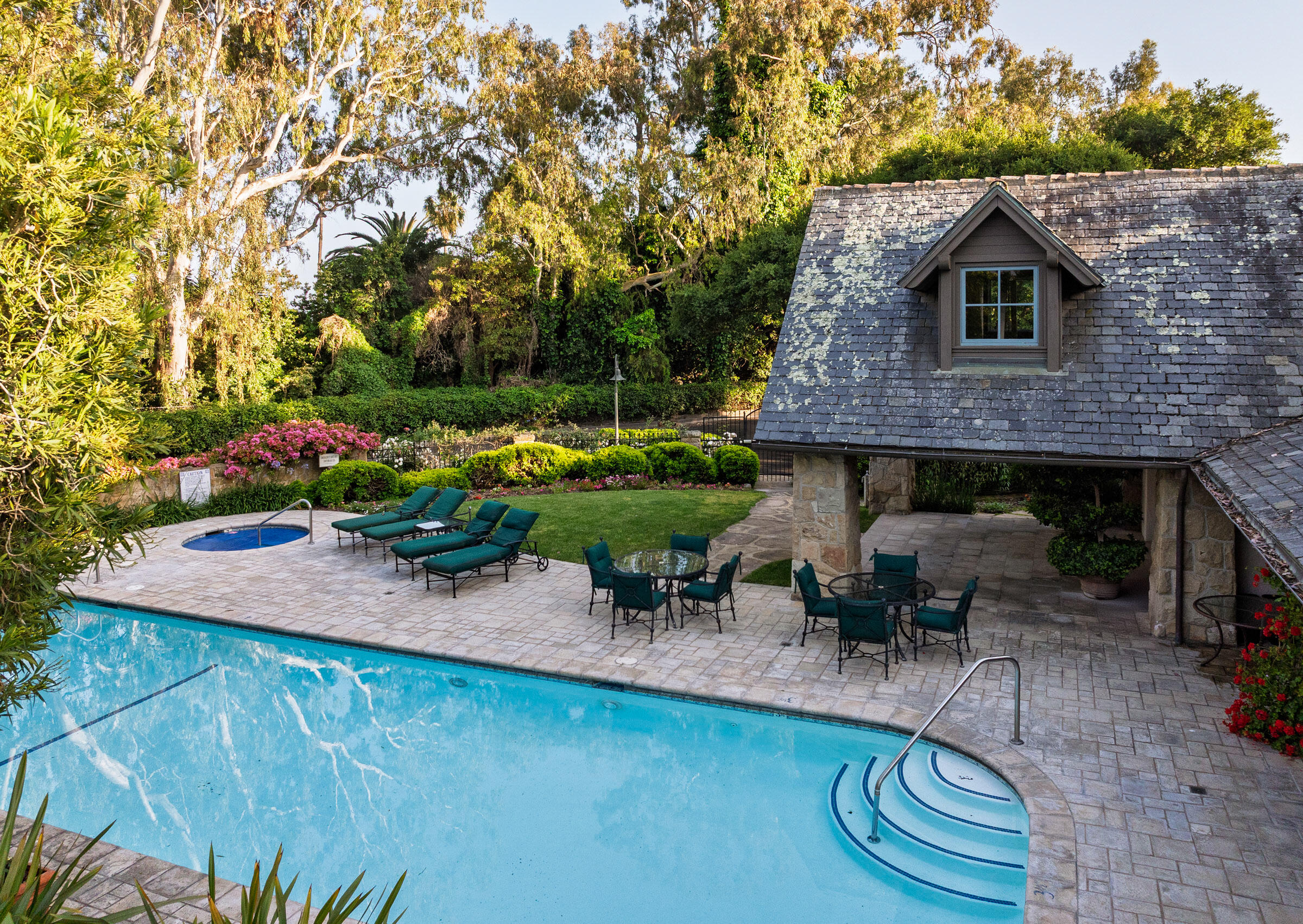 Santa Barbara, California 93108, United States, 2 Bedrooms Bedrooms, ,3 BathroomsBathrooms,Residential,Active,139338