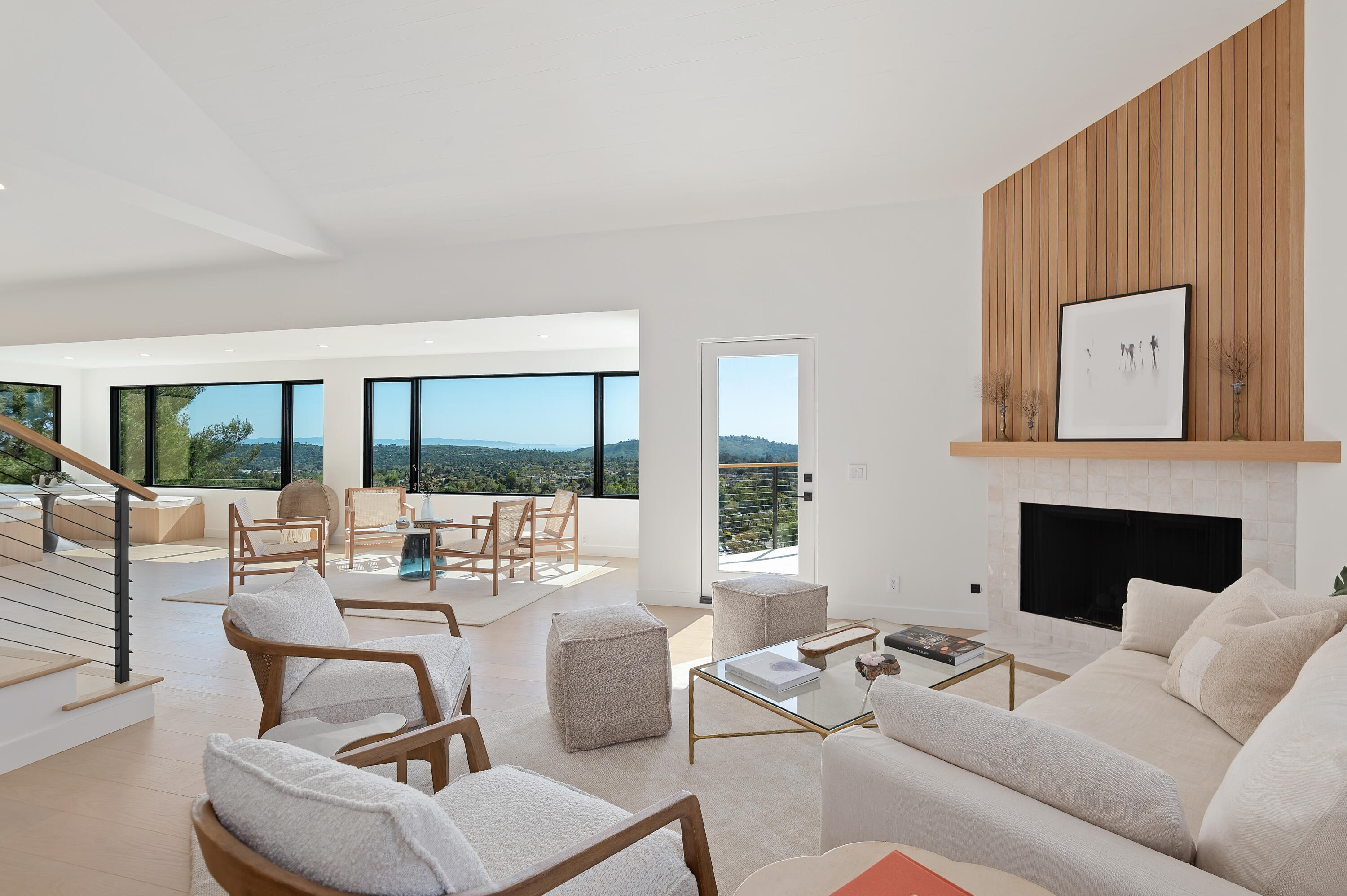 Santa Barbara, California 93105, United States, 3 Bedrooms Bedrooms, ,3 BathroomsBathrooms,Residential,Active,29220