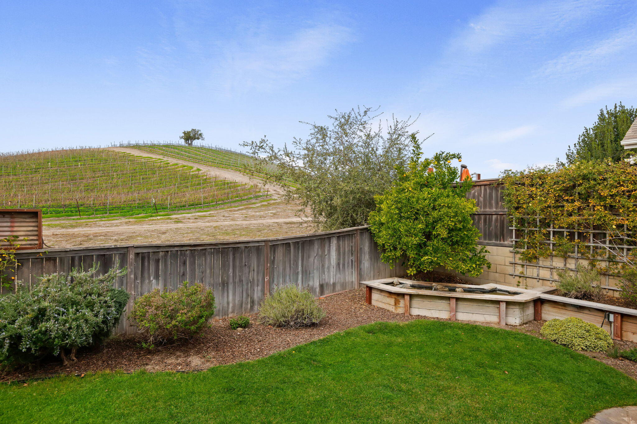 Los Alamos, California 93440, United States, 4 Bedrooms Bedrooms, ,3 BathroomsBathrooms,Residential,Pending,11106