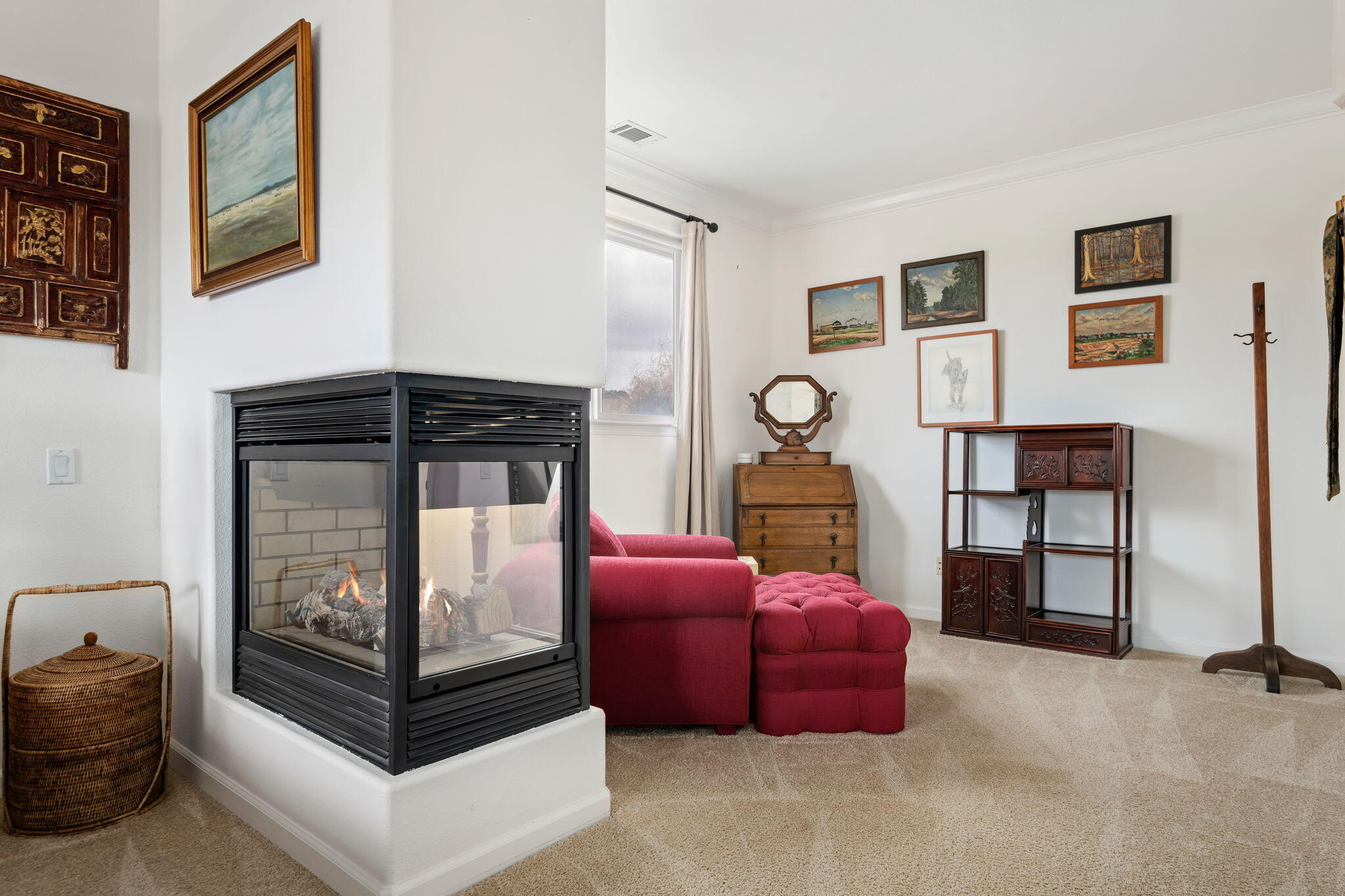 Los Alamos, California 93440, United States, 4 Bedrooms Bedrooms, ,3 BathroomsBathrooms,Residential,Pending,11106