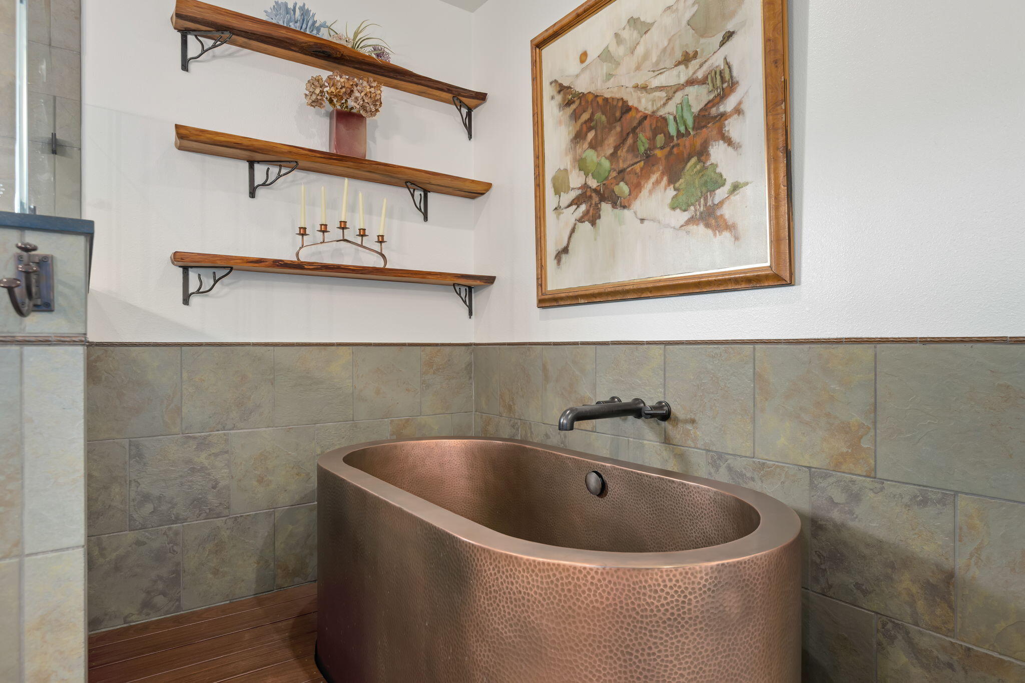 Los Alamos, California 93440, United States, 4 Bedrooms Bedrooms, ,3 BathroomsBathrooms,Residential,Pending,11106