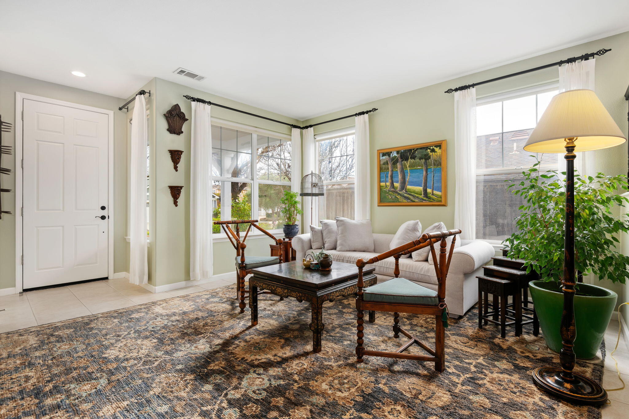 Los Alamos, California 93440, United States, 4 Bedrooms Bedrooms, ,3 BathroomsBathrooms,Residential,Pending,11106