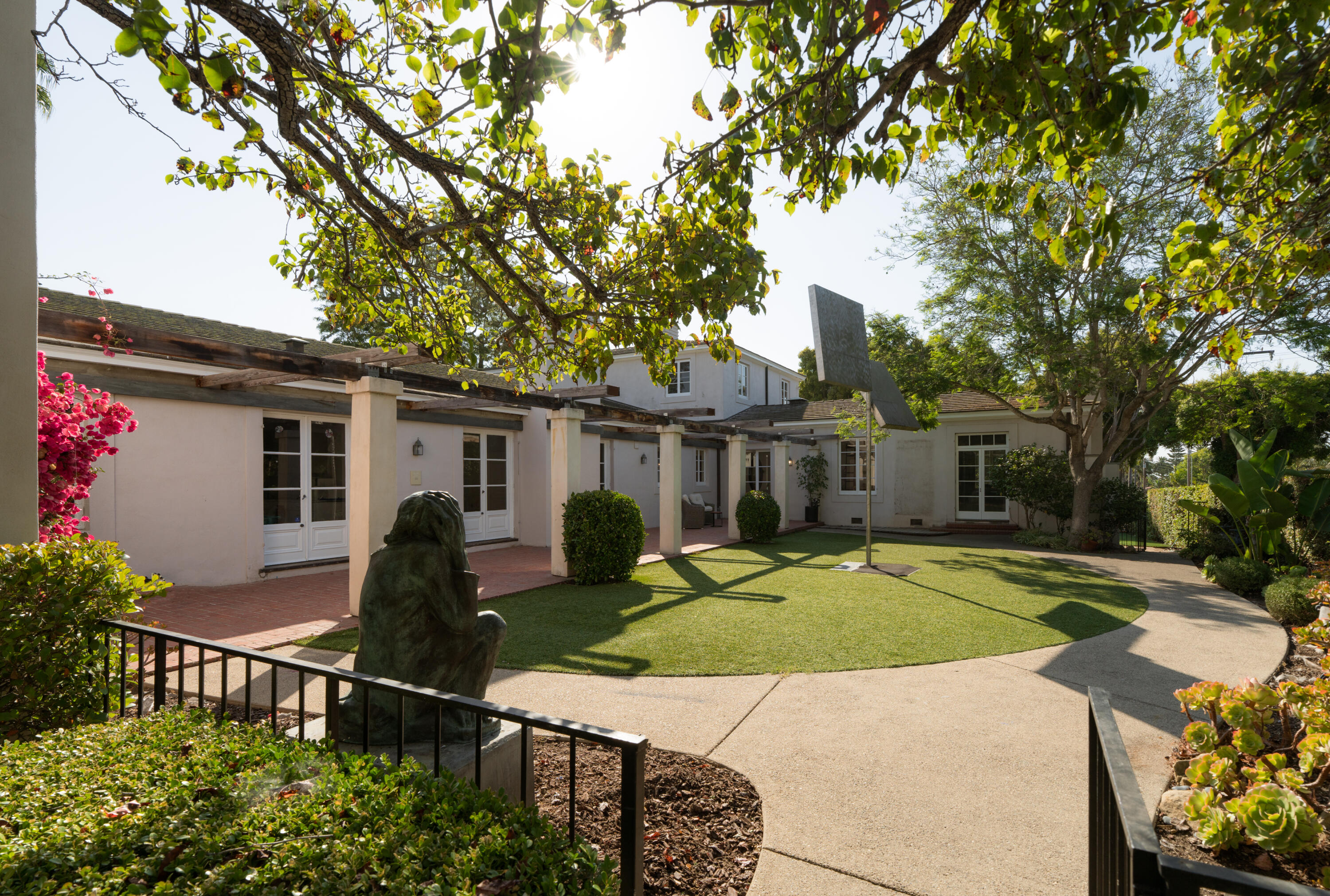 Santa Barbara, California 93101, United States, ,Residential,Active,236082