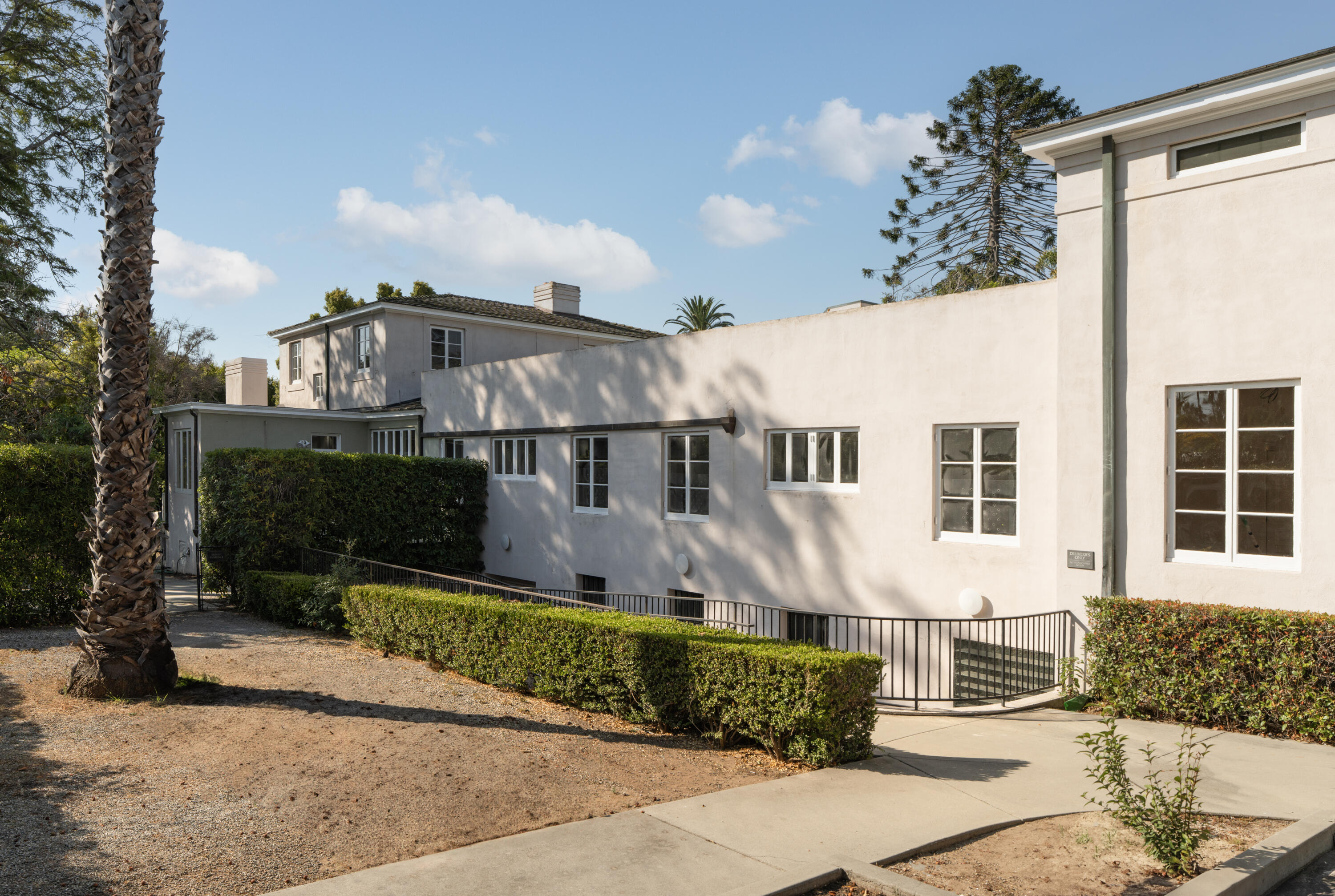 Santa Barbara, California 93101, United States, ,Residential,Active,236082